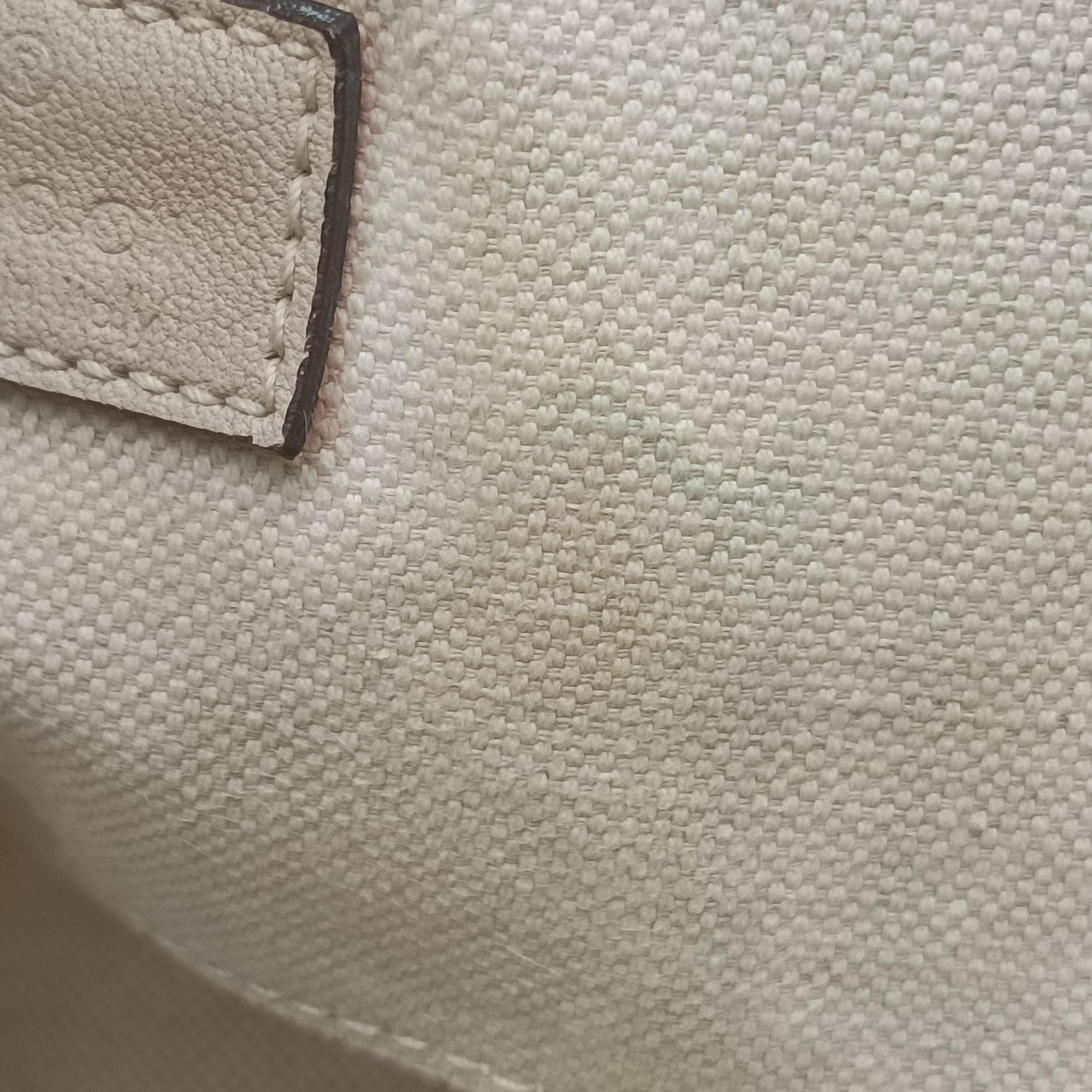 Pre-owned Gucci Blondie Beige Leather 742360 shoulderbag | stylenewstar