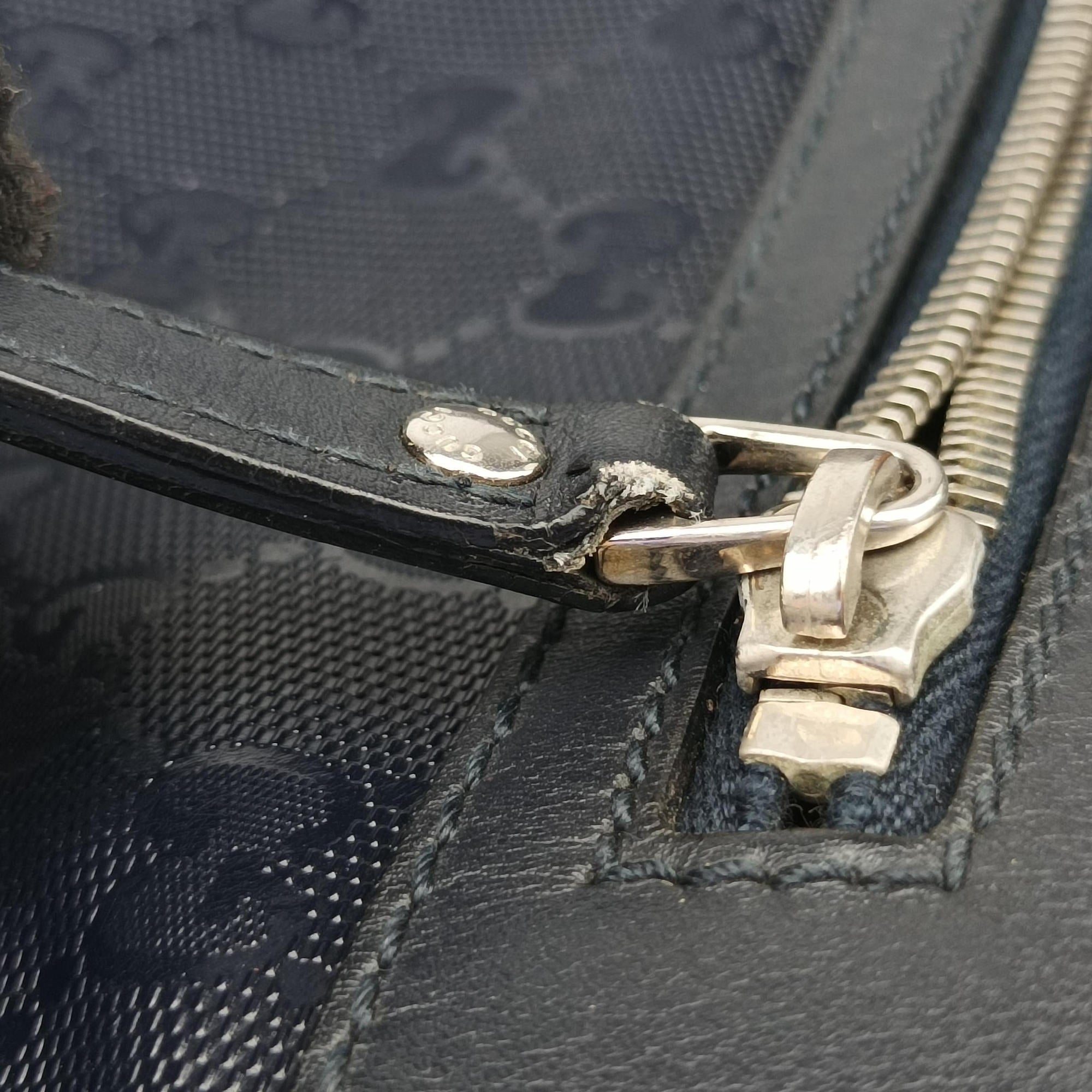 Pre-owned Gucci GG Imprime Messenger Navy PVC coated canvas 201448 shoulderbag | stylenewstar