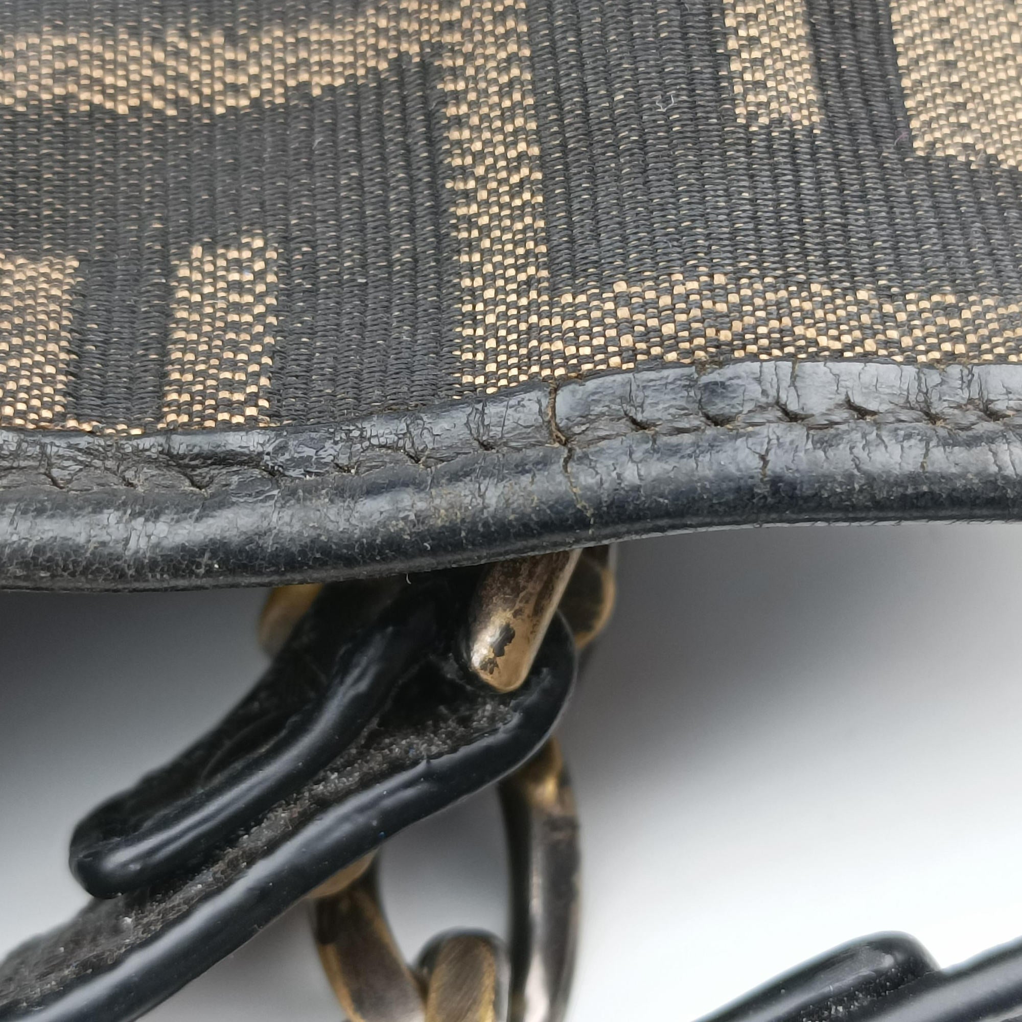 Pre-owned Fendi B bag zucca Brown×Black Canvas×Leather 8BR551 shoulderbag | stylenewstar