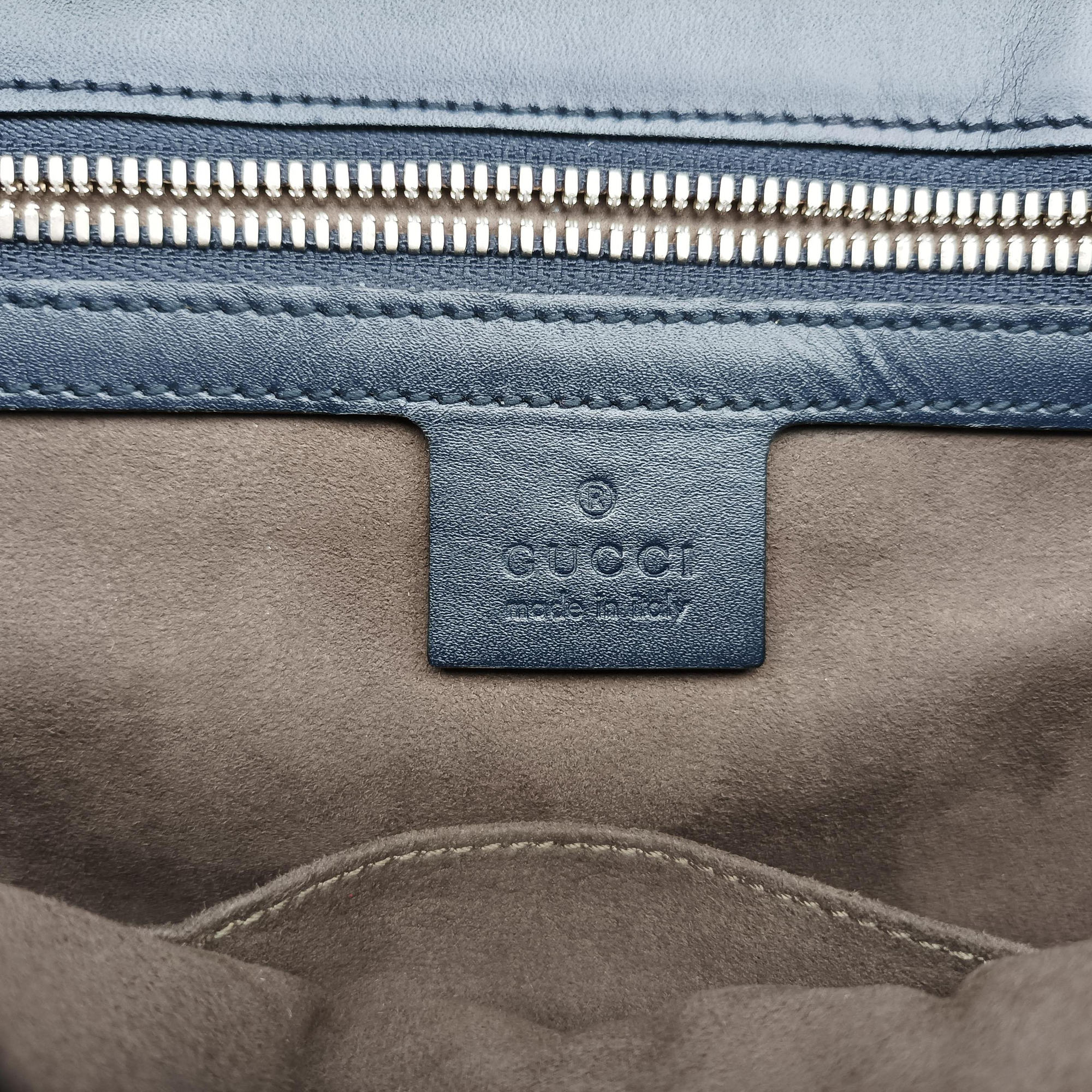 Pre-owned Gucci GG Plus GG Supreme Navy Leather 406368 shoulderbag | stylenewstar