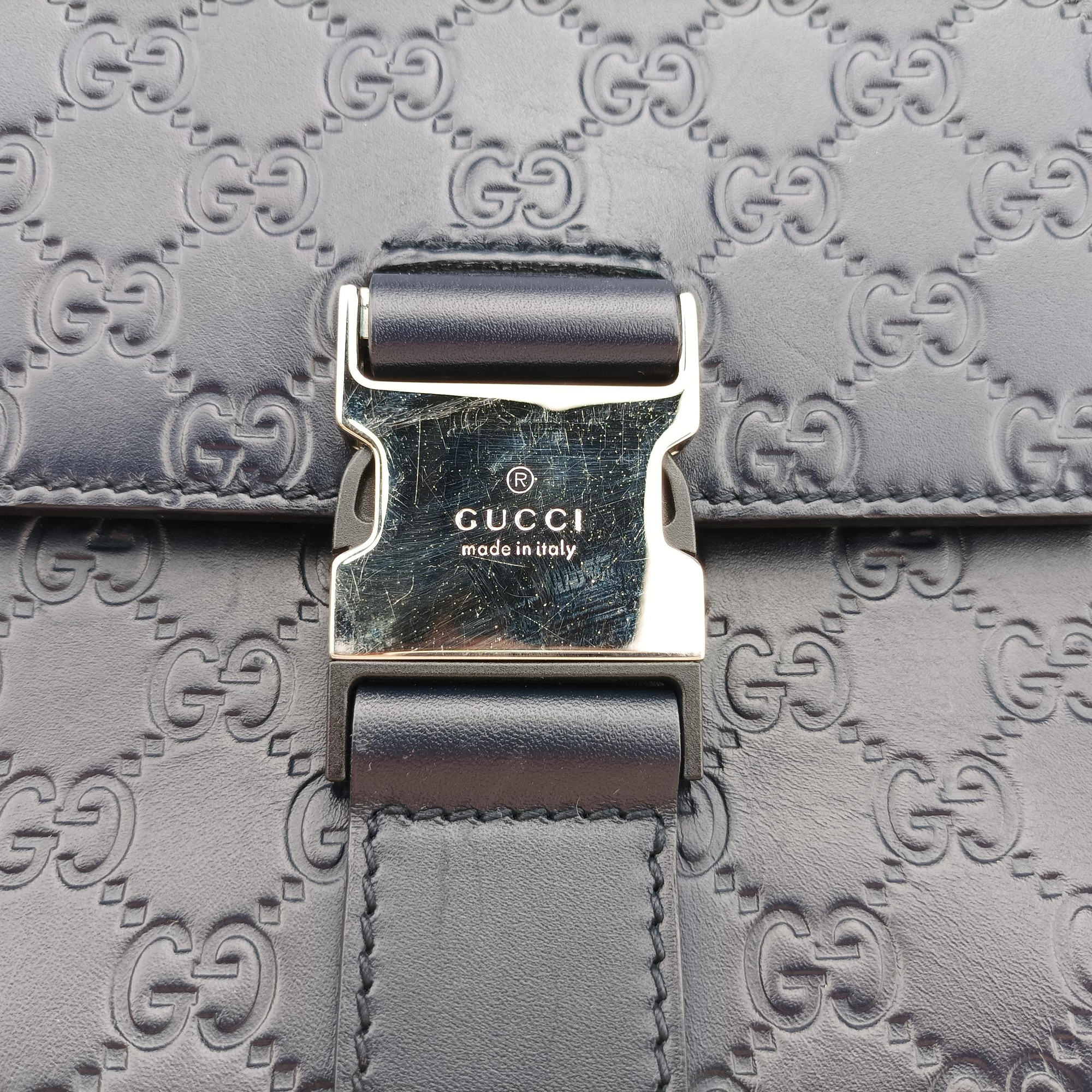 Pre-owned Gucci GG Plus GG Supreme Navy Leather 406368 shoulderbag | stylenewstar
