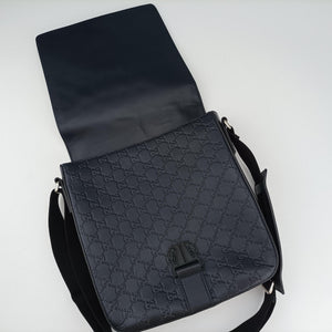 Pre-owned Gucci GG Plus GG Supreme Navy Leather 406368 shoulderbag | stylenewstar