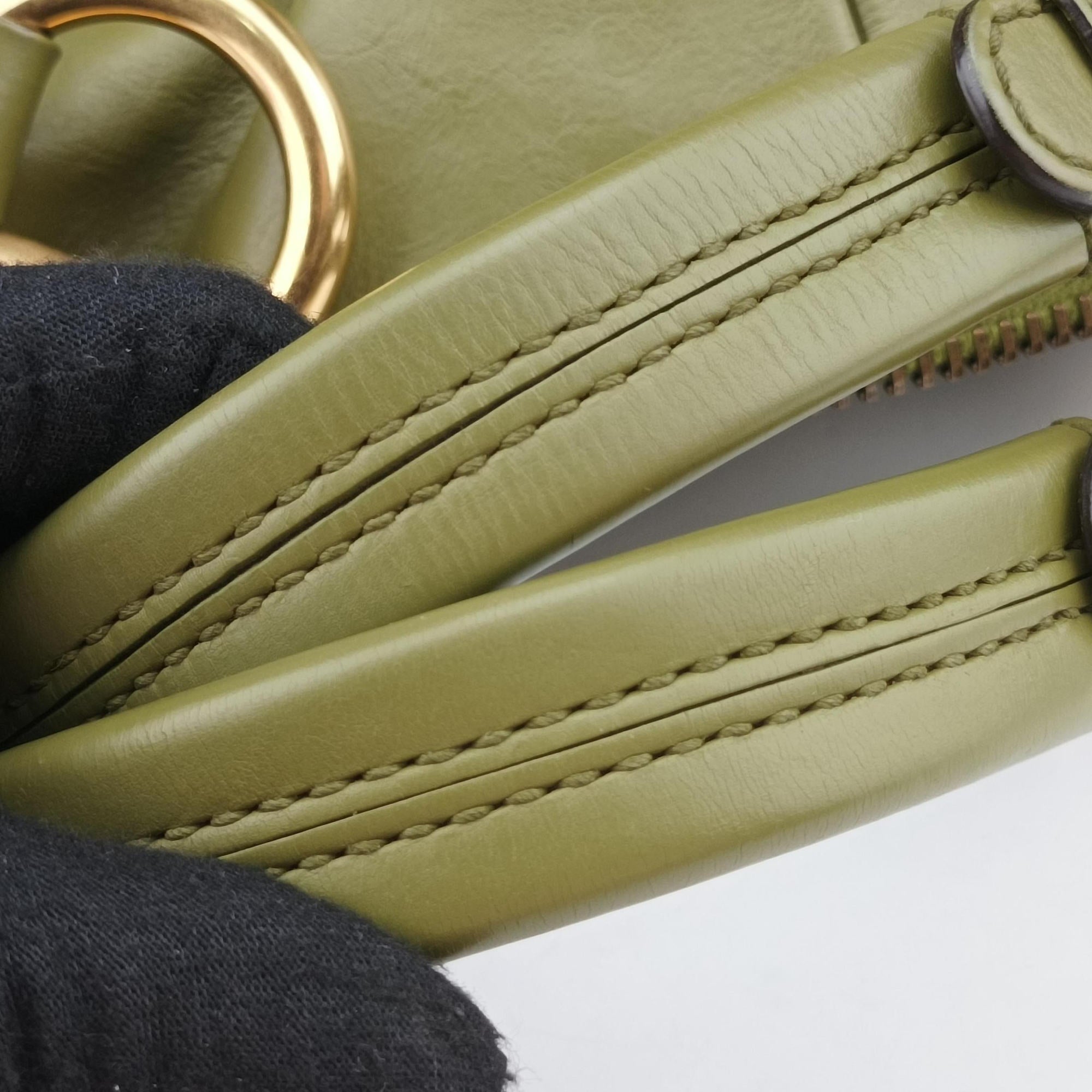 Pre-owned Gucci Horsebit hobo Green Leather 309578 handbag | stylenewstar