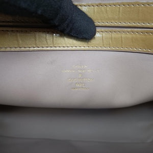 Pre-owned Louis Vuitton Lockit Booklet Gris Vernis×fabric M40601 handbag | stylenewstar