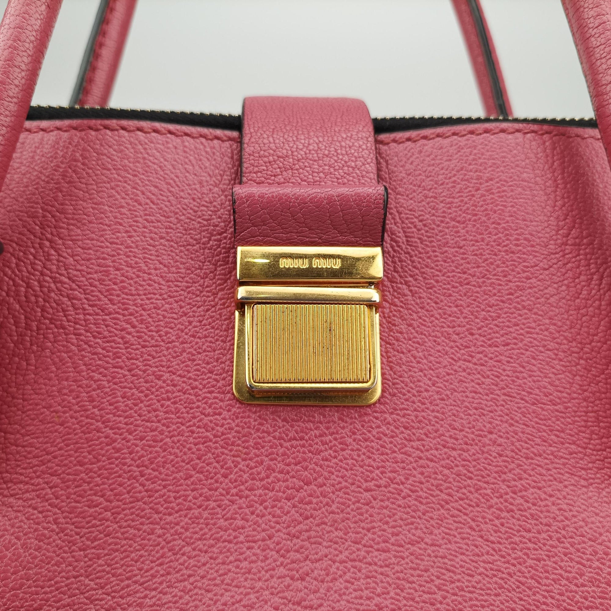 Secondhand Miu Miu MADRAS Fuchsia Pink Leather 5BA104 shoulderbag | stylenewstar