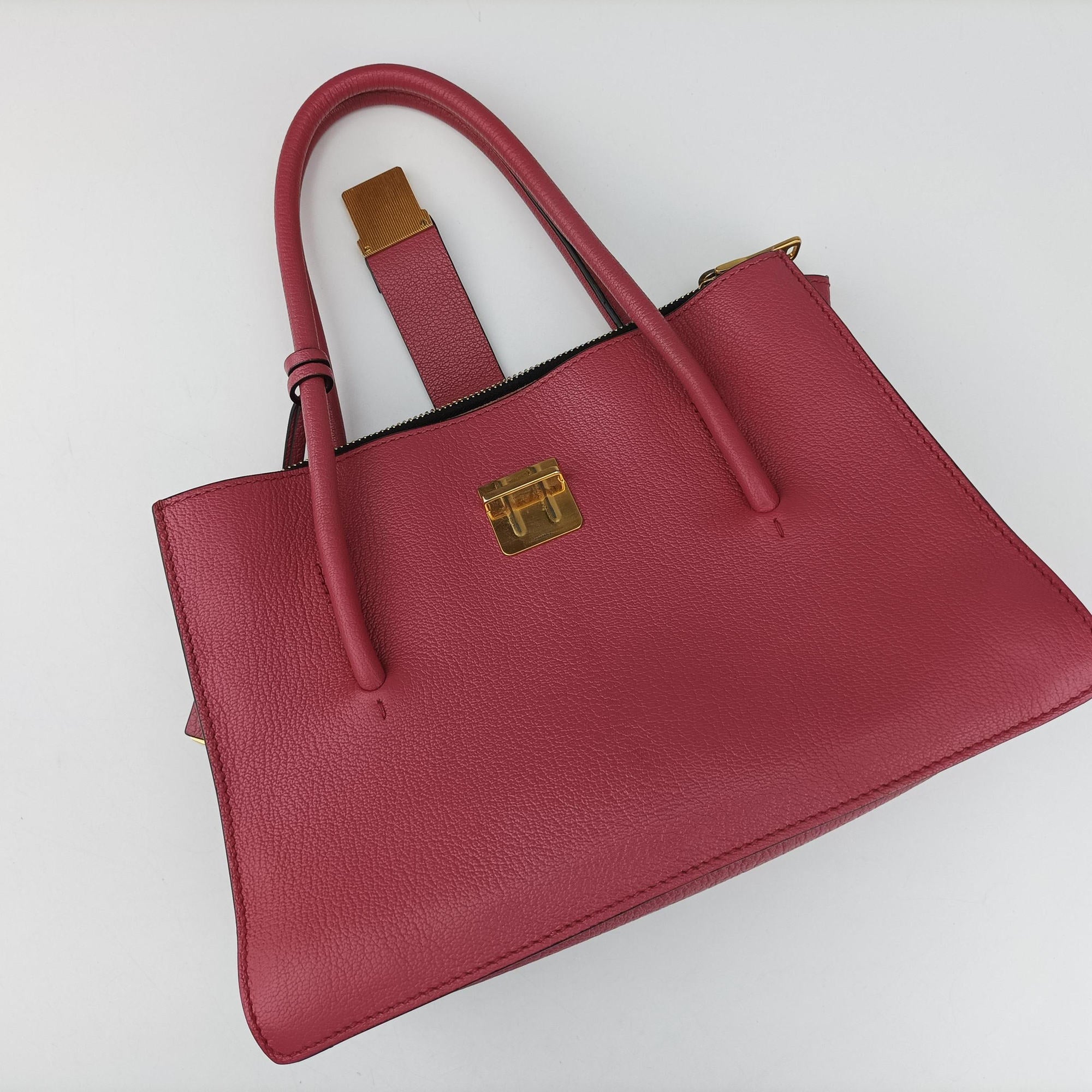 Secondhand Miu Miu MADRAS Fuchsia Pink Leather 5BA104 shoulderbag | stylenewstar