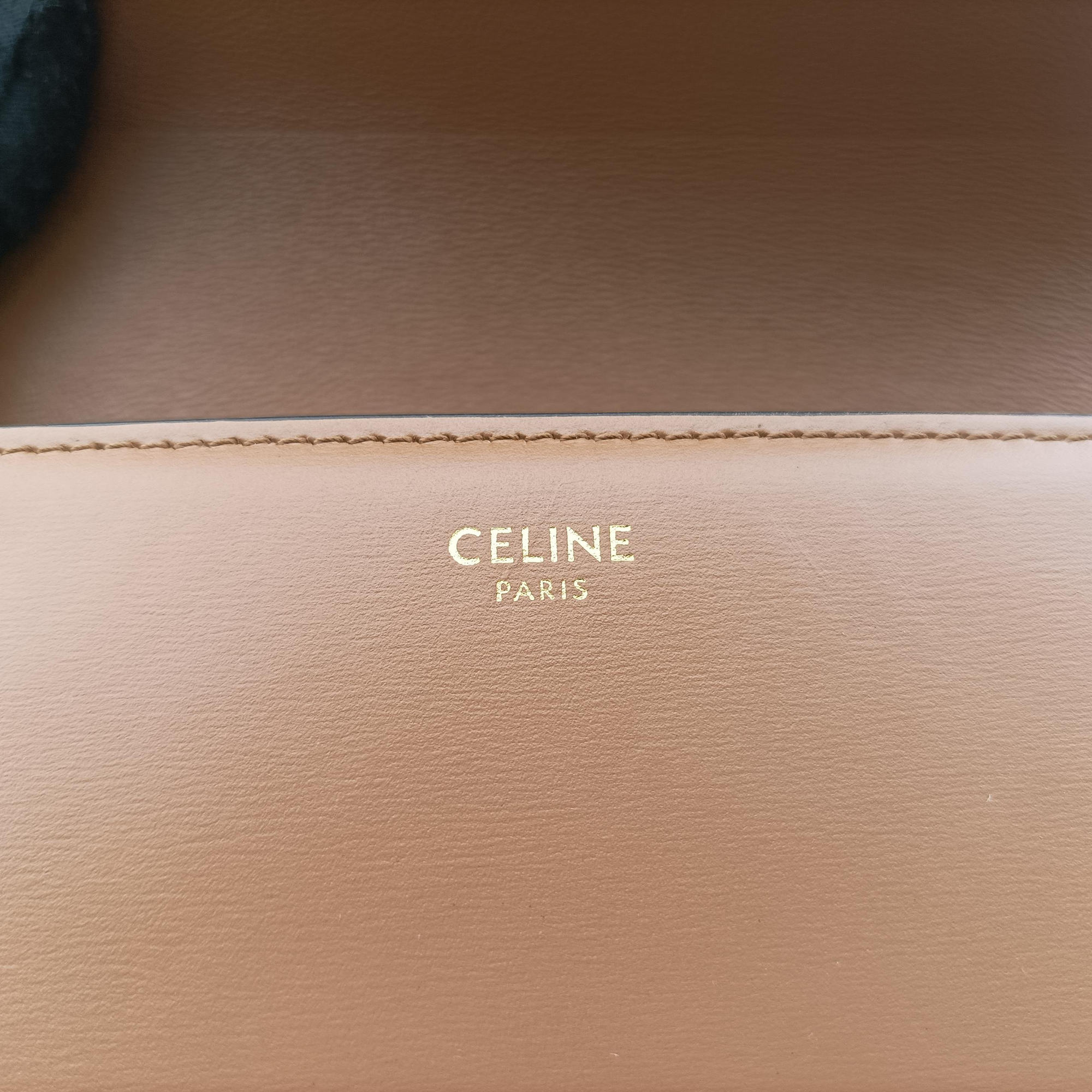 Pre-owned Celine Teen Triomphe Brown Leather 188423BF4 shoulderbag | stylenewstar