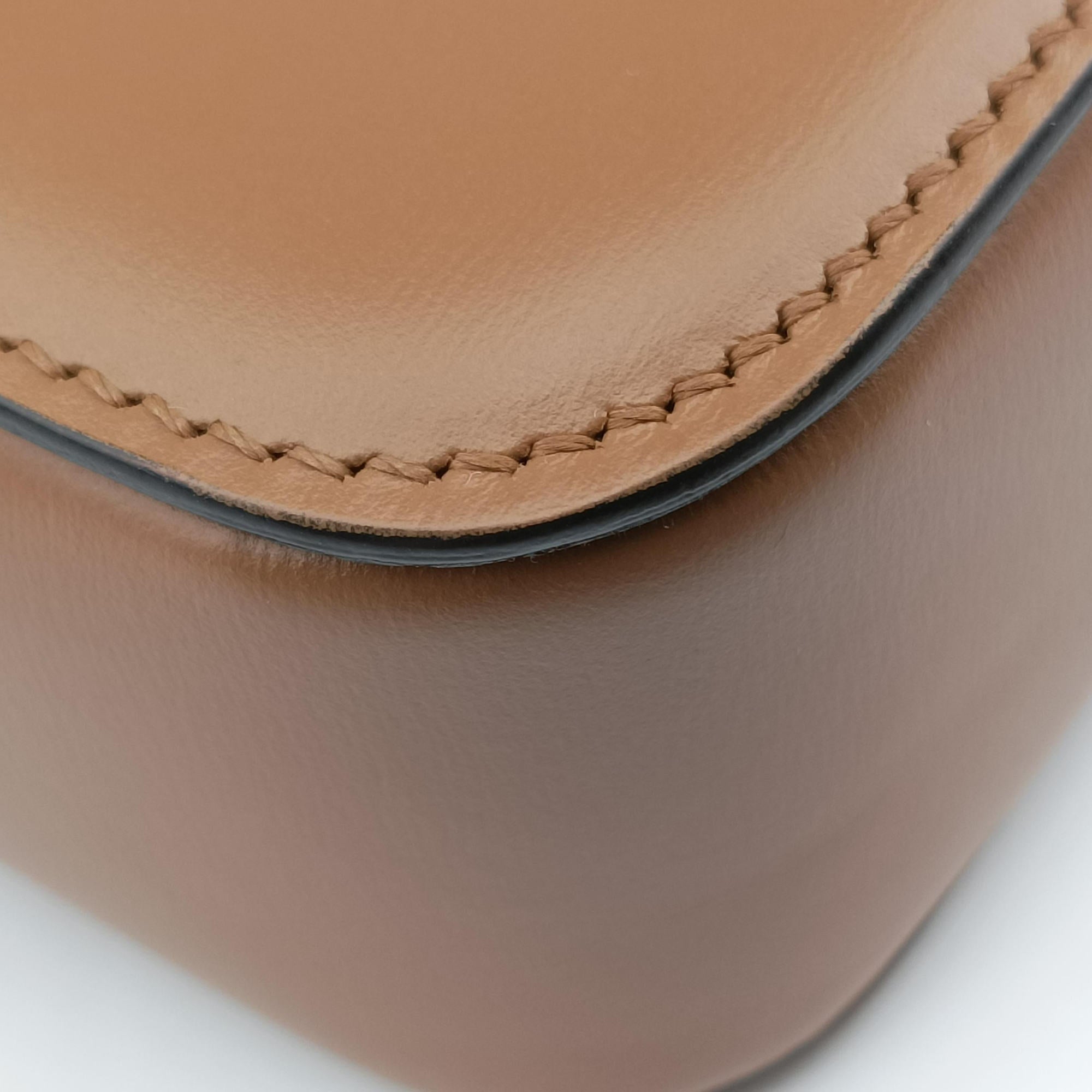 Pre-owned Celine Teen Triomphe Brown Leather 188423BF4 shoulderbag | stylenewstar