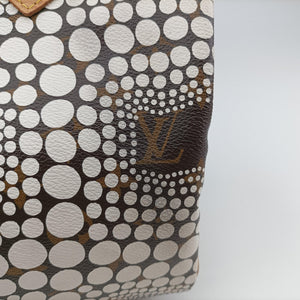 Pre-owned Louis Vuitton Monogram Town Speedy 30 Brown x White Monogram canvas    　 M40690 handbag | stylenewstar