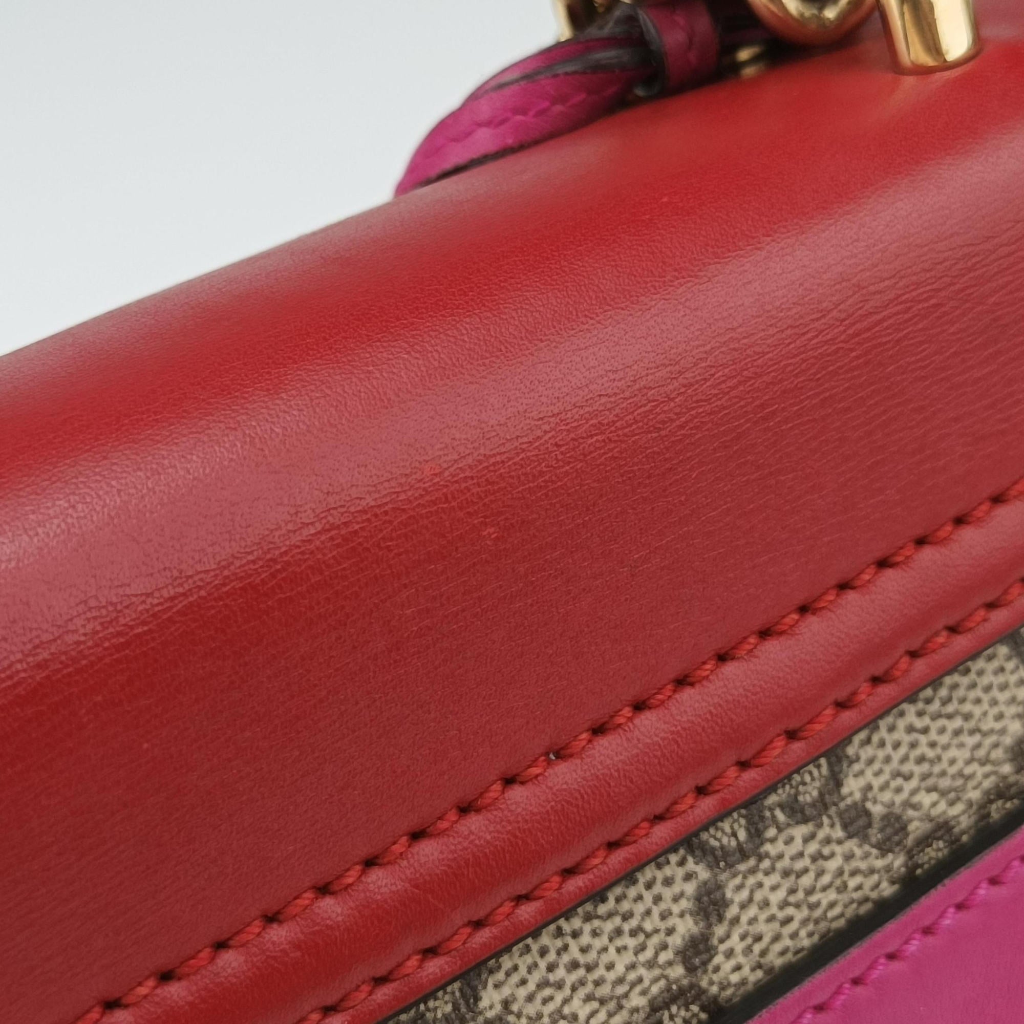 Pre-owned Gucci Padlock beige×red×pink PVC coated canvas×Leather 409487 shoulderbag | stylenewstar
