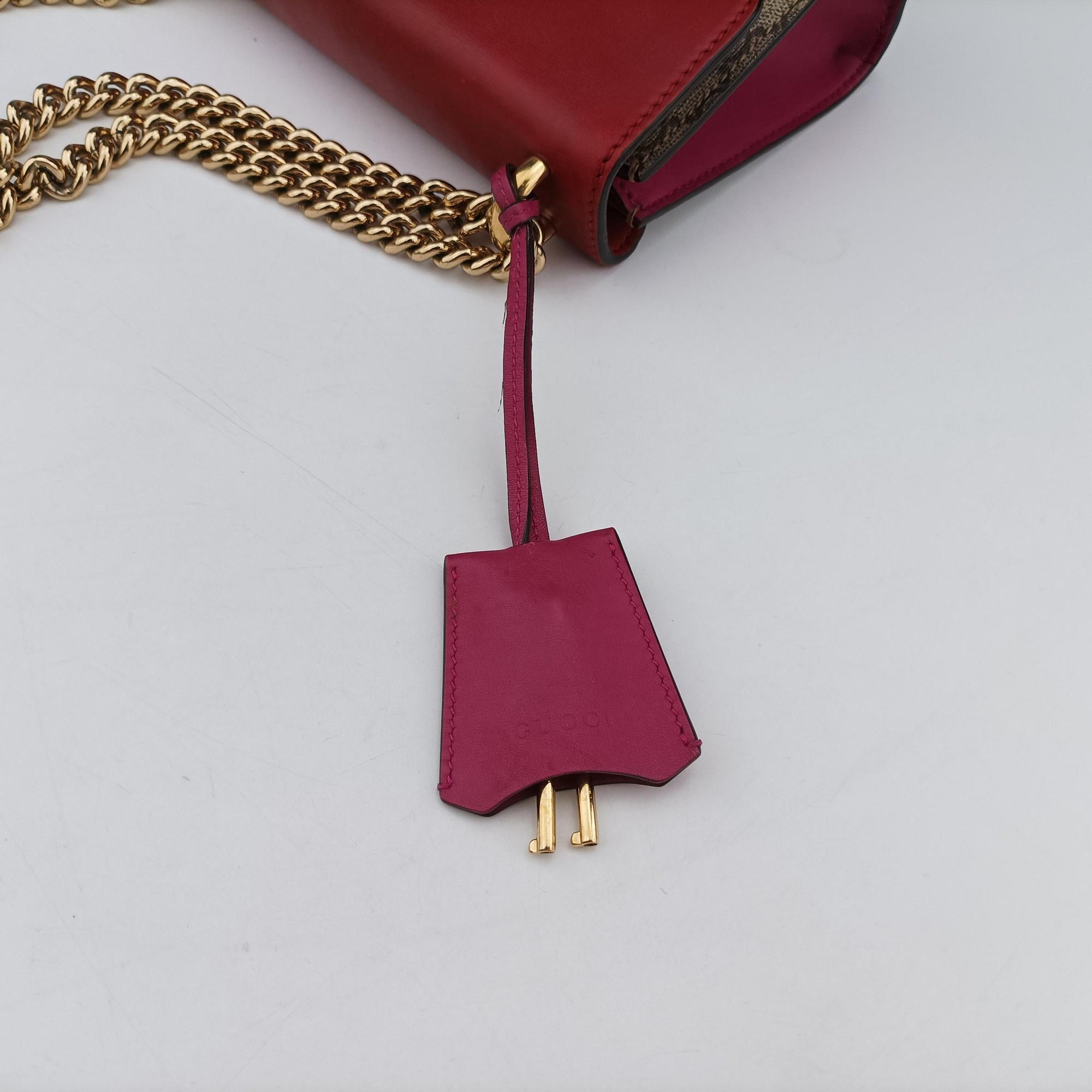 Pre-owned Gucci Padlock beige×red×pink PVC coated canvas×Leather 409487 shoulderbag | stylenewstar