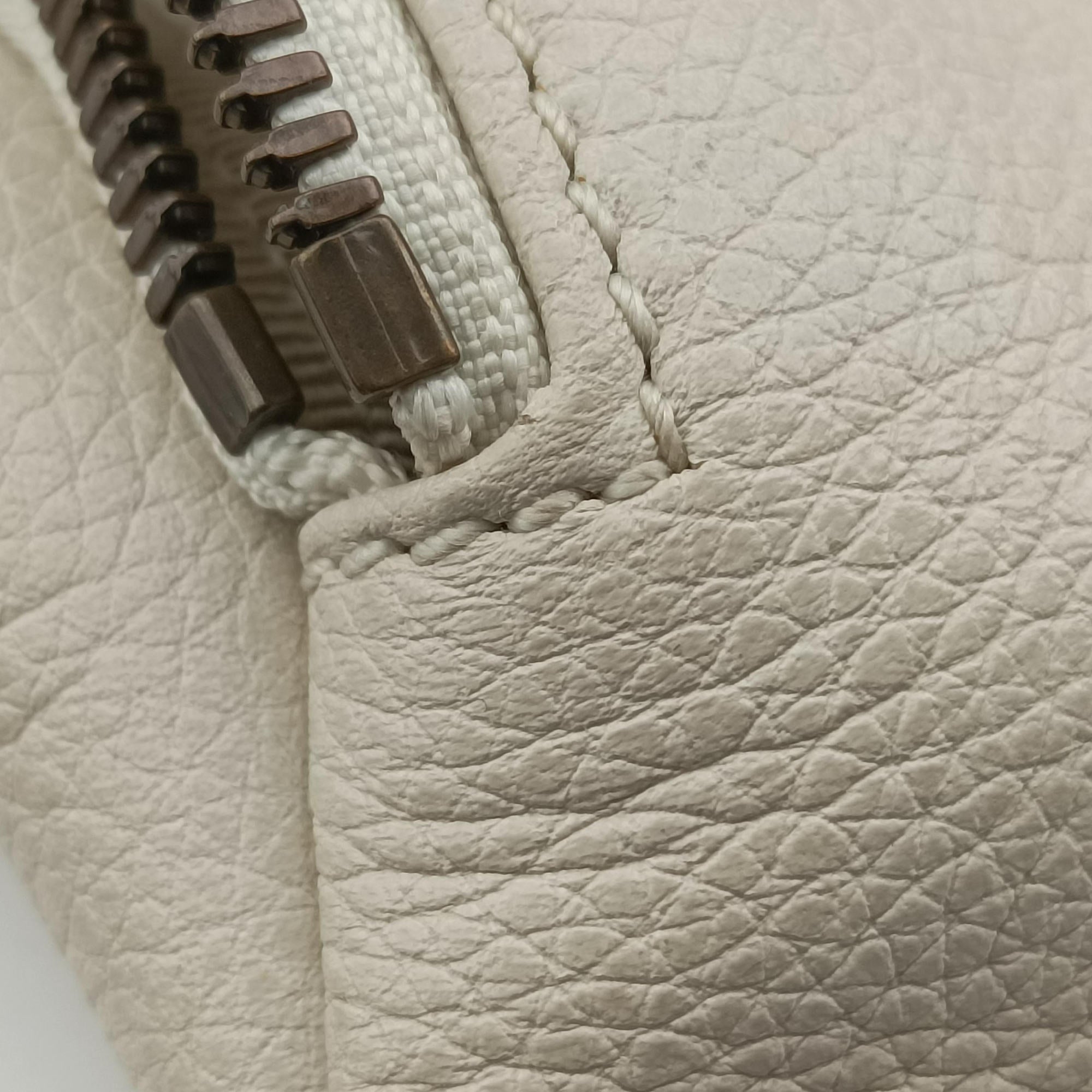 Pre-owned Gucci Print White Leather 527792 bum bag/waist bag | stylenewstar