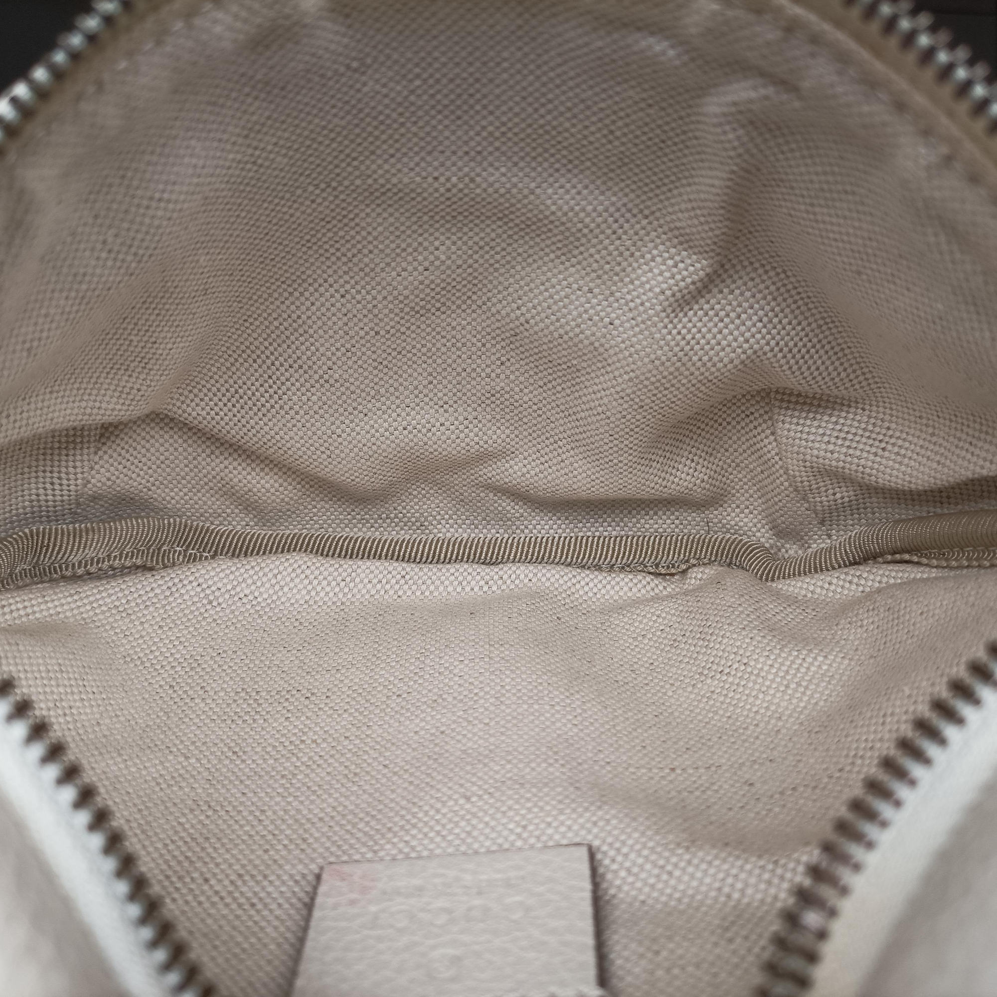 Pre-owned Gucci Print White Leather 527792 bum bag/waist bag | stylenewstar