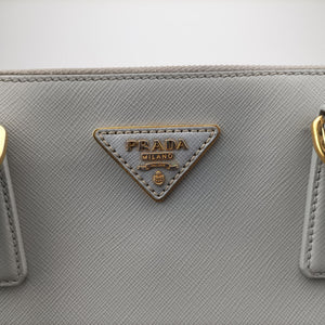 Pre-owned Prada Galleria Grey SAFFIANO Leather BN1801 shoulderbag | stylenewstar
