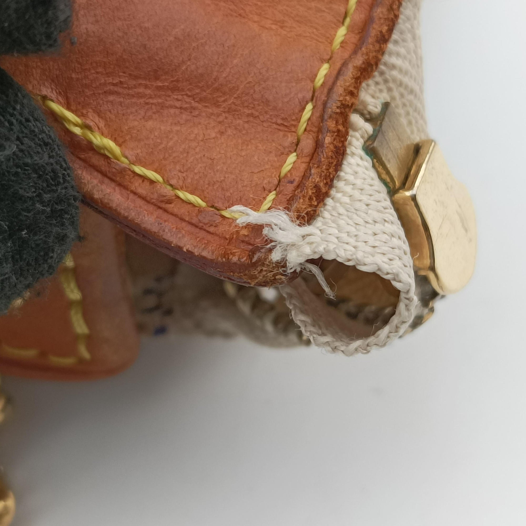 Pre-owned Louis Vuitton EVA AZUR Damier Canvas N55214 shoulderbag | stylenewstar