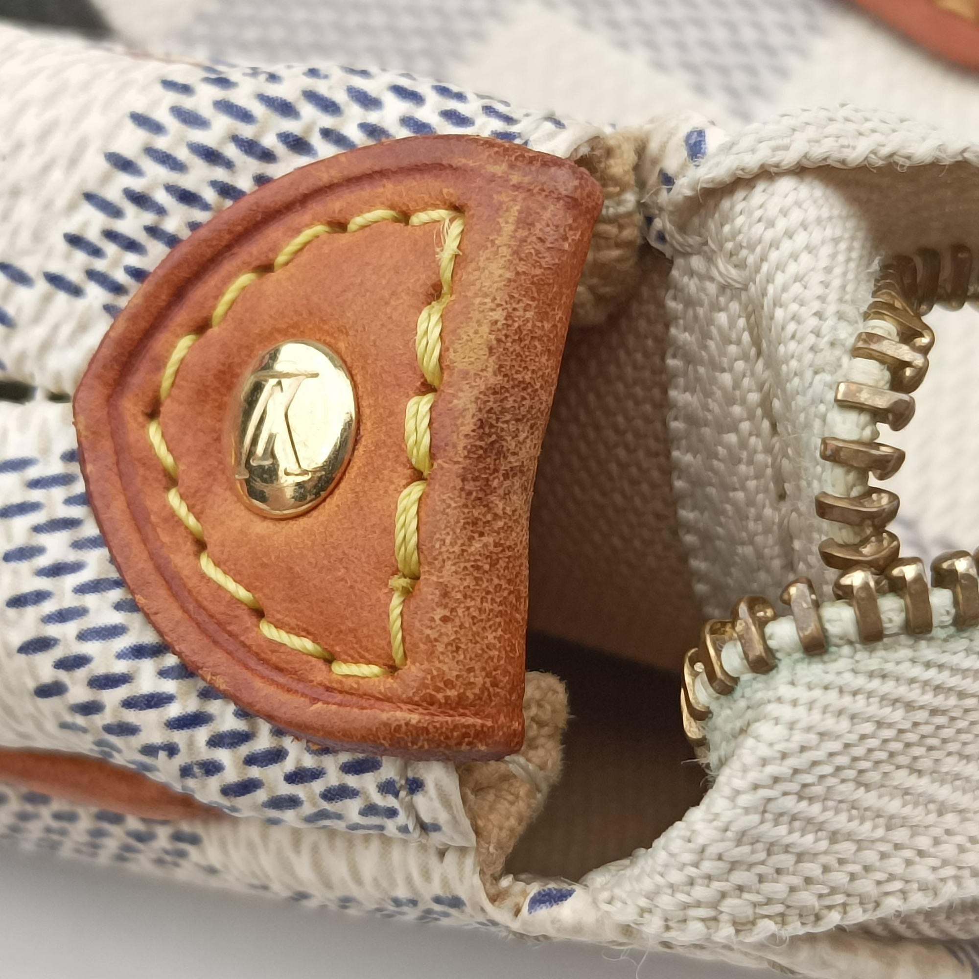 Pre-owned Louis Vuitton EVA AZUR Damier Canvas N55214 shoulderbag | stylenewstar