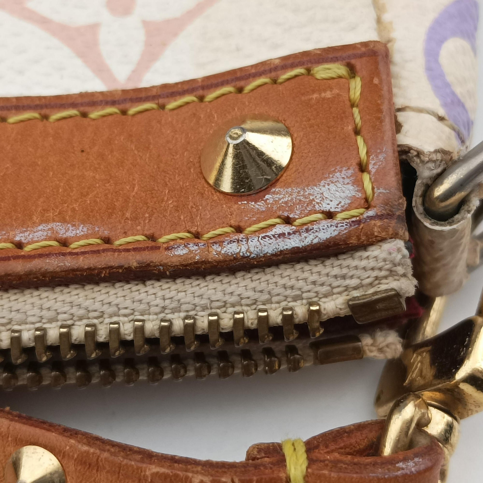 Pre-owned Louis Vuitton Pochette Accessoires white Monogram Multicolor M92649 shoulderbag | stylenewstar