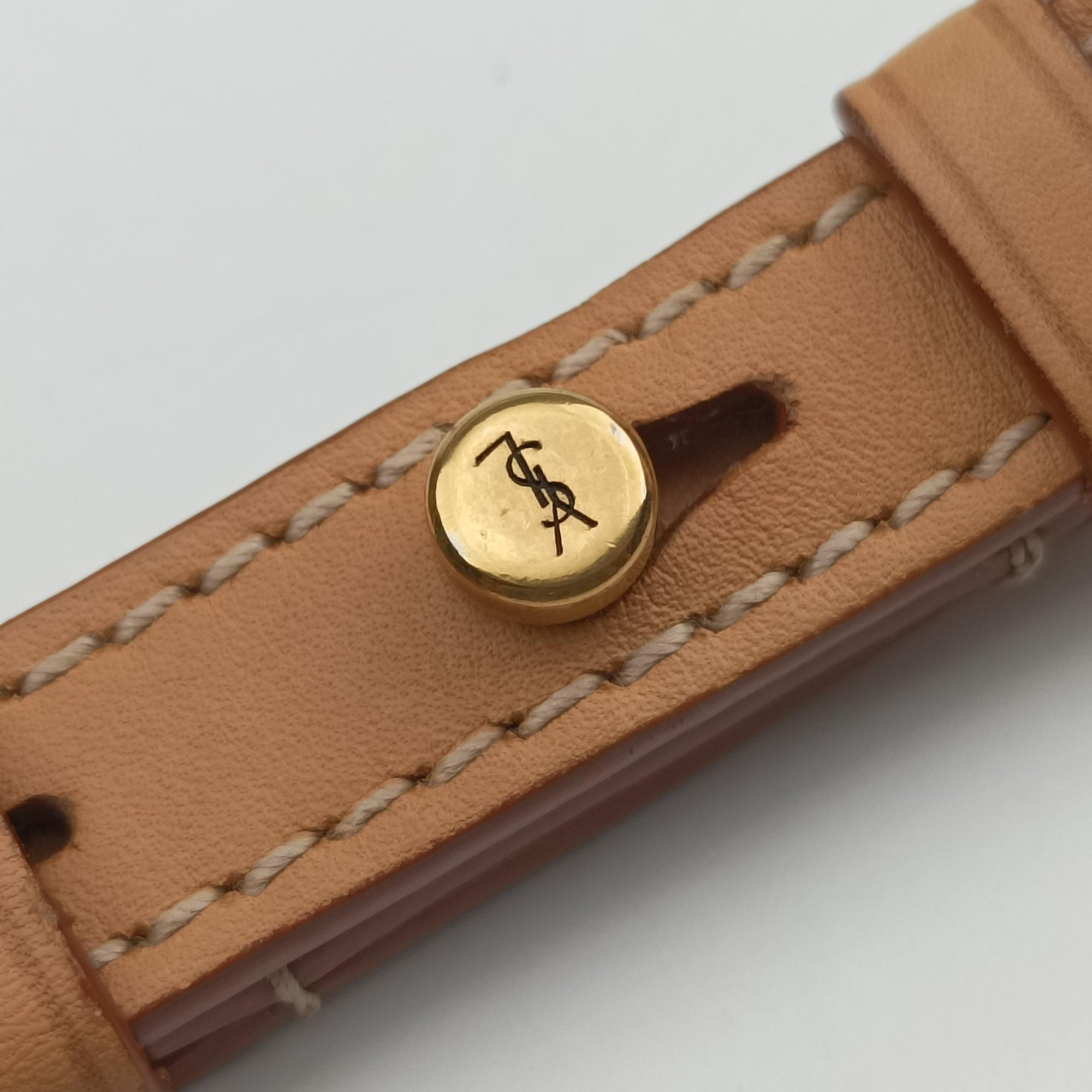 Secondhand Yves Saint Laurent KAIA small Beige Leather 623097 shoulderbag | stylenewstar