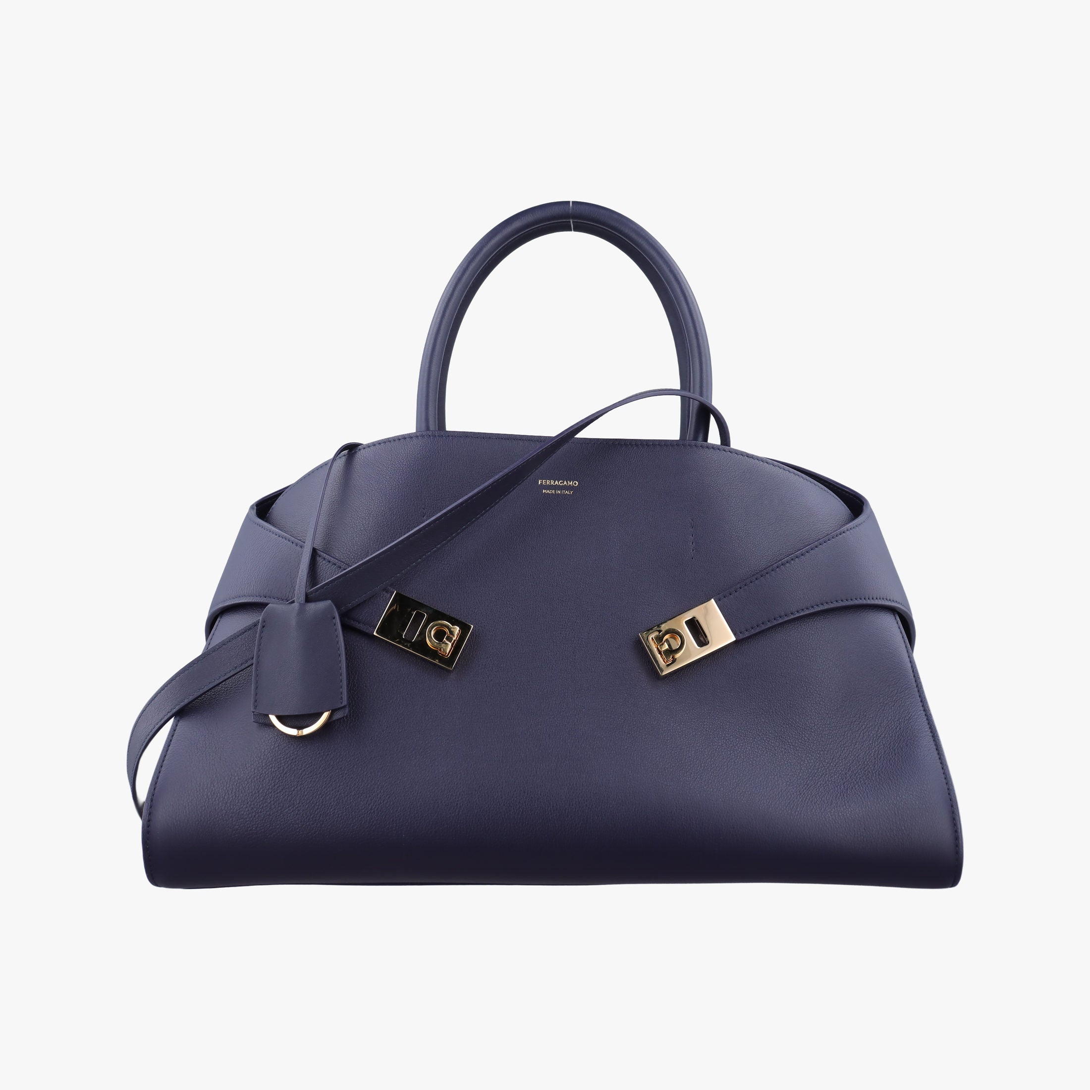 Pre-owned Ferragamo hug Navy leather  shoulderbag | stylenewstar