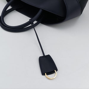 Pre-owned Ferragamo hug Navy leather  shoulderbag | stylenewstar