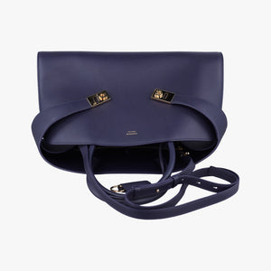 Pre-owned Ferragamo hug Navy leather  shoulderbag | stylenewstar