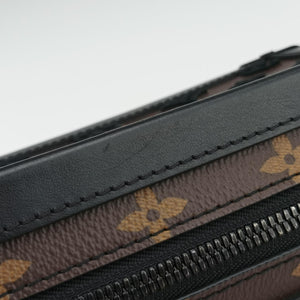 Pre-owned Louis Vuitton Vertical Soft Trunk brown×Noir Monogram Toughtage M45044 shoulderbag | stylenewstar