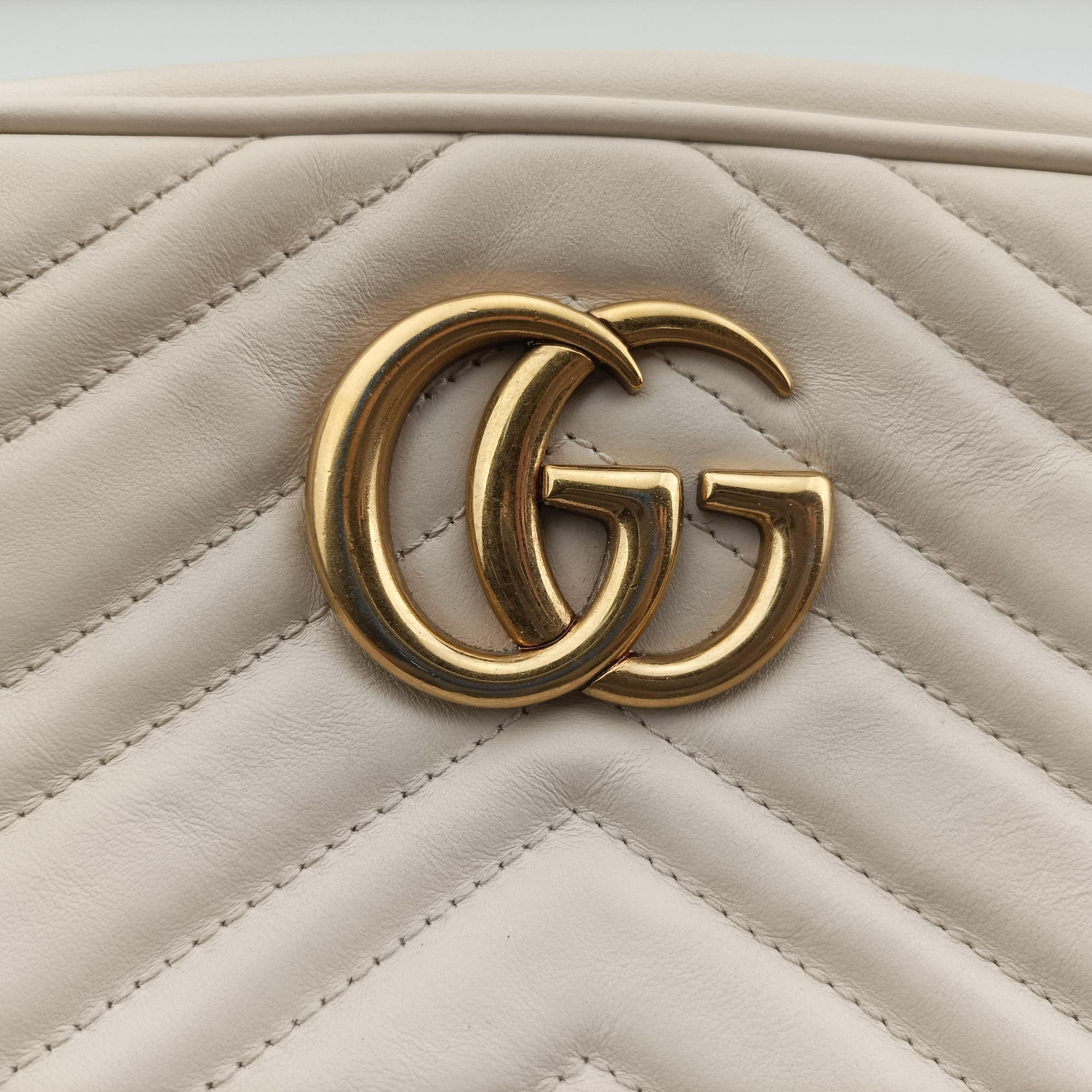 Pre-owned Gucci GG Marmont White Leather 447632 shoulderbag | stylenewstar