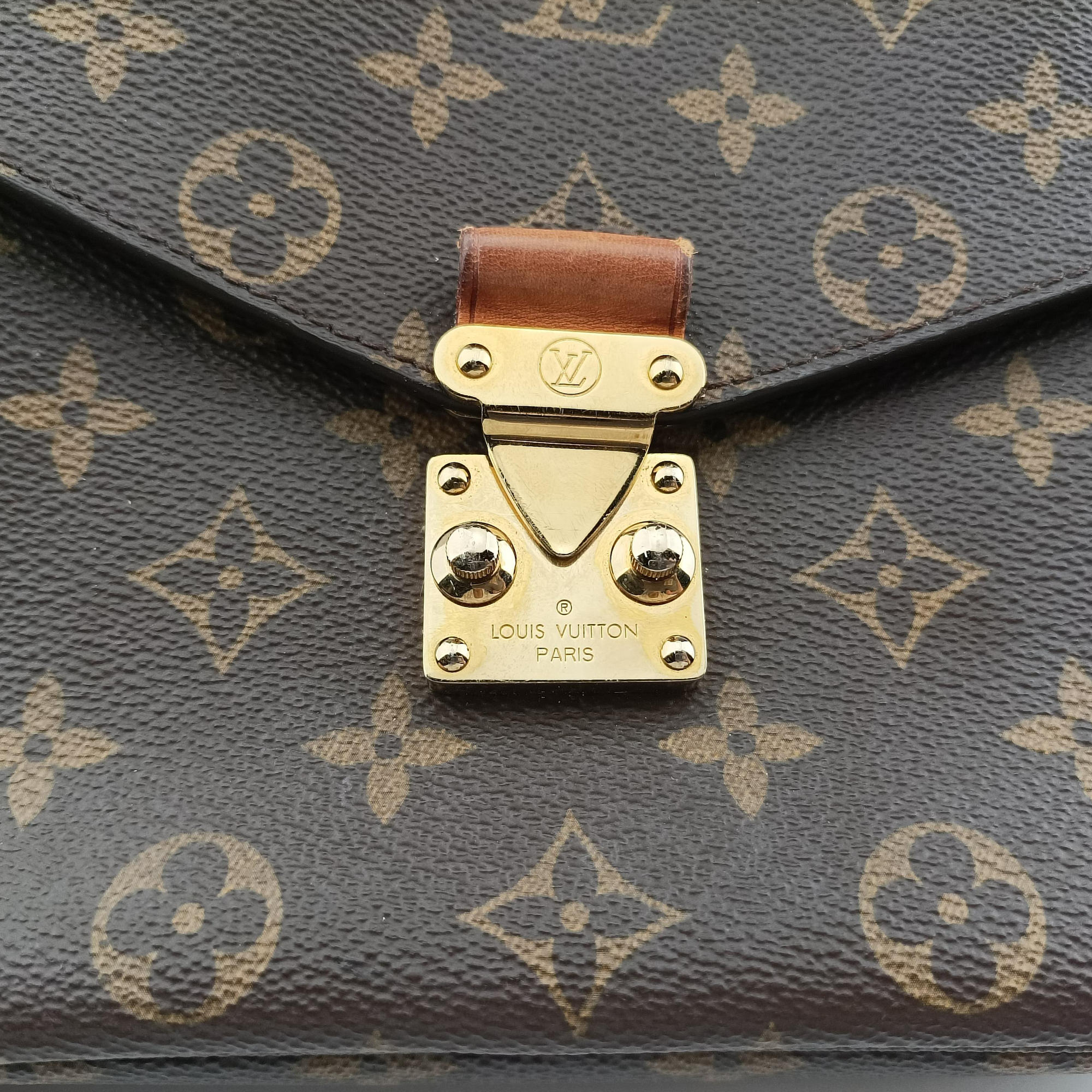 Pre-owned Louis Vuitton Pochette Metis MM Brown Monogram Canvas M44875 shoulderbag | stylenewstar