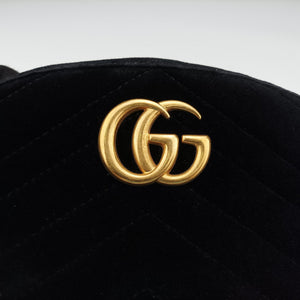 Pre-owned Gucci GG Marmont Black velour 476434 bum bag/waist bag | stylenewstar