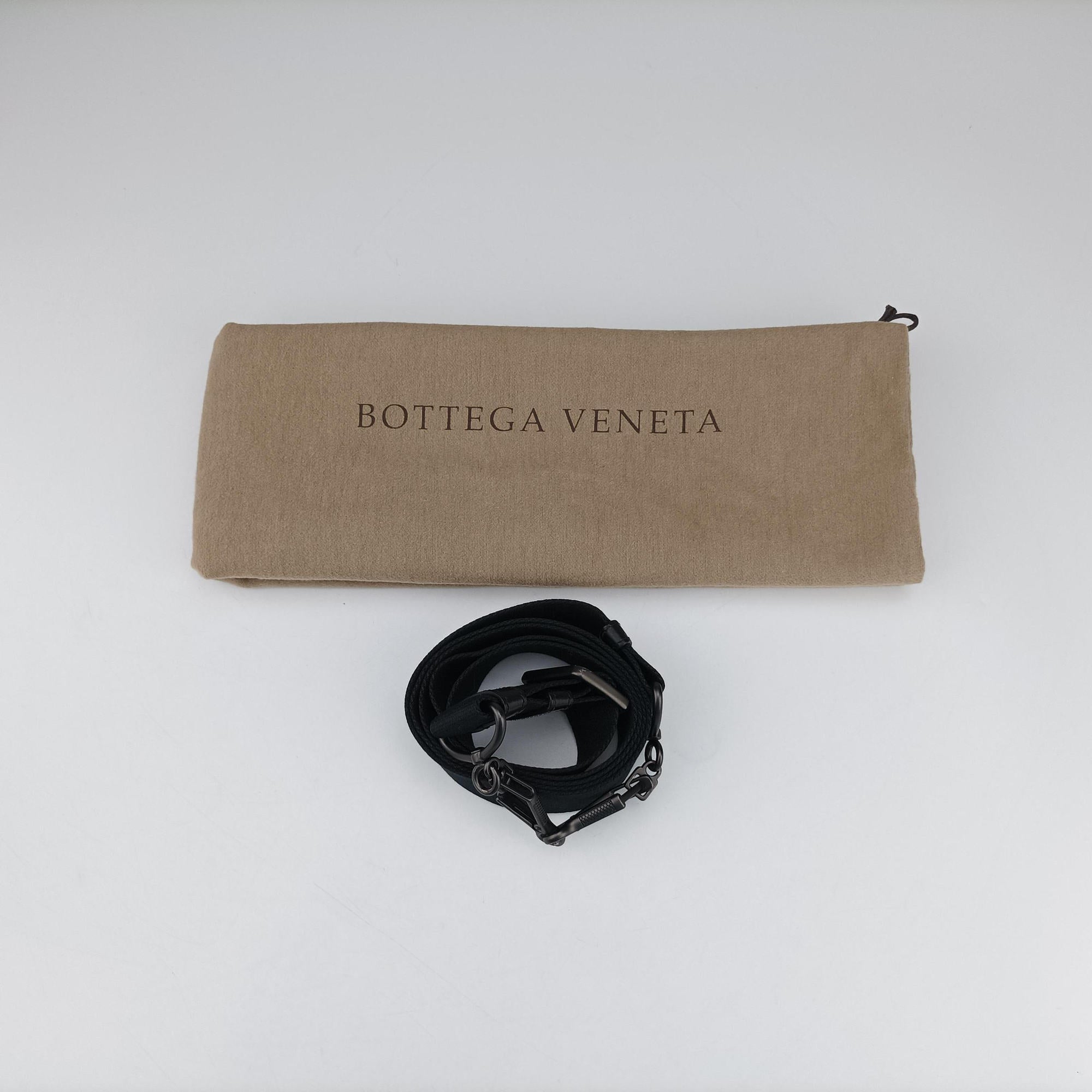 Pre-owned Bottega Veneta Intrecciato Black lambskin  shoulderbag | stylenewstar