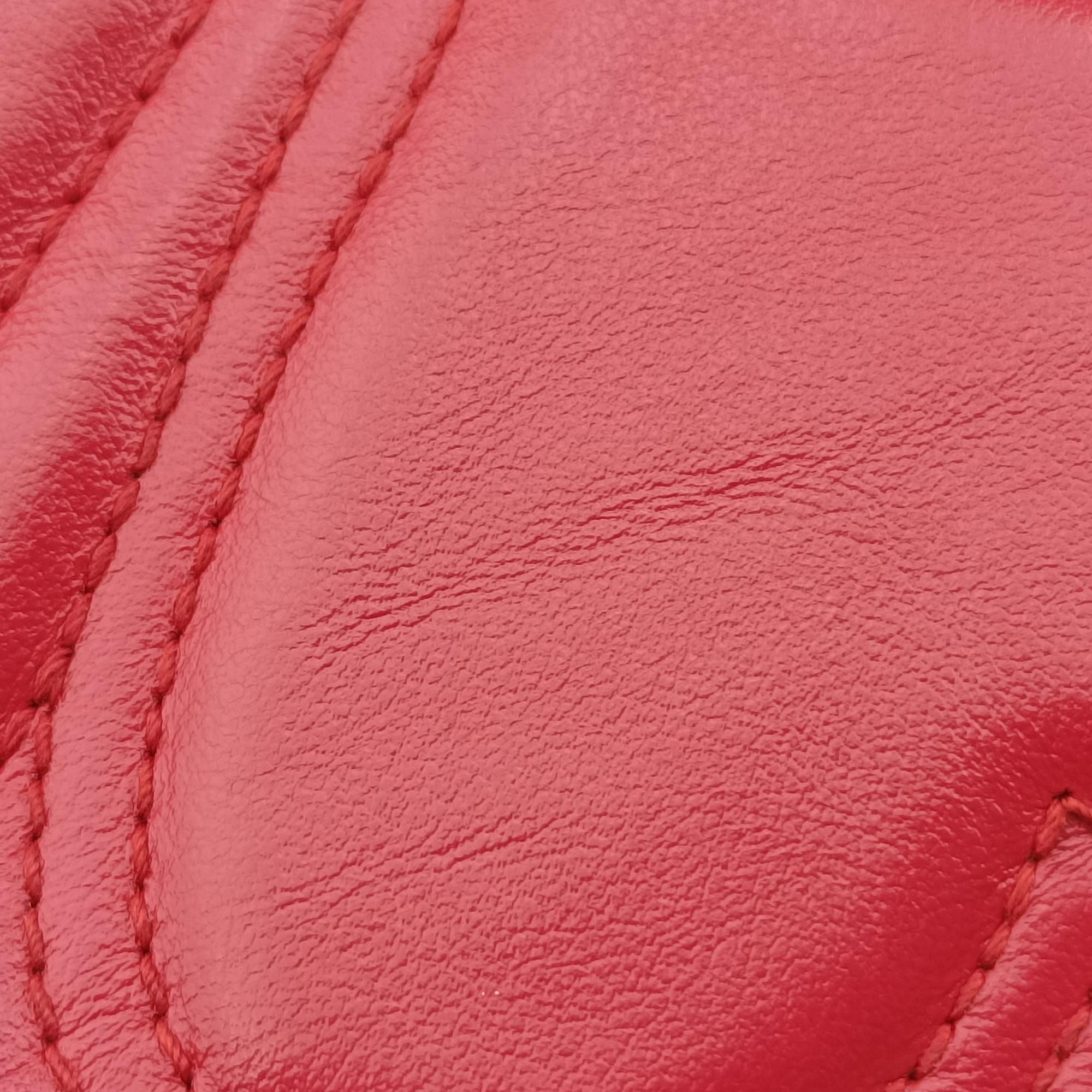Pre-owned Gucci GG Marmont Red Leather 446744 shoulderbag | stylenewstar