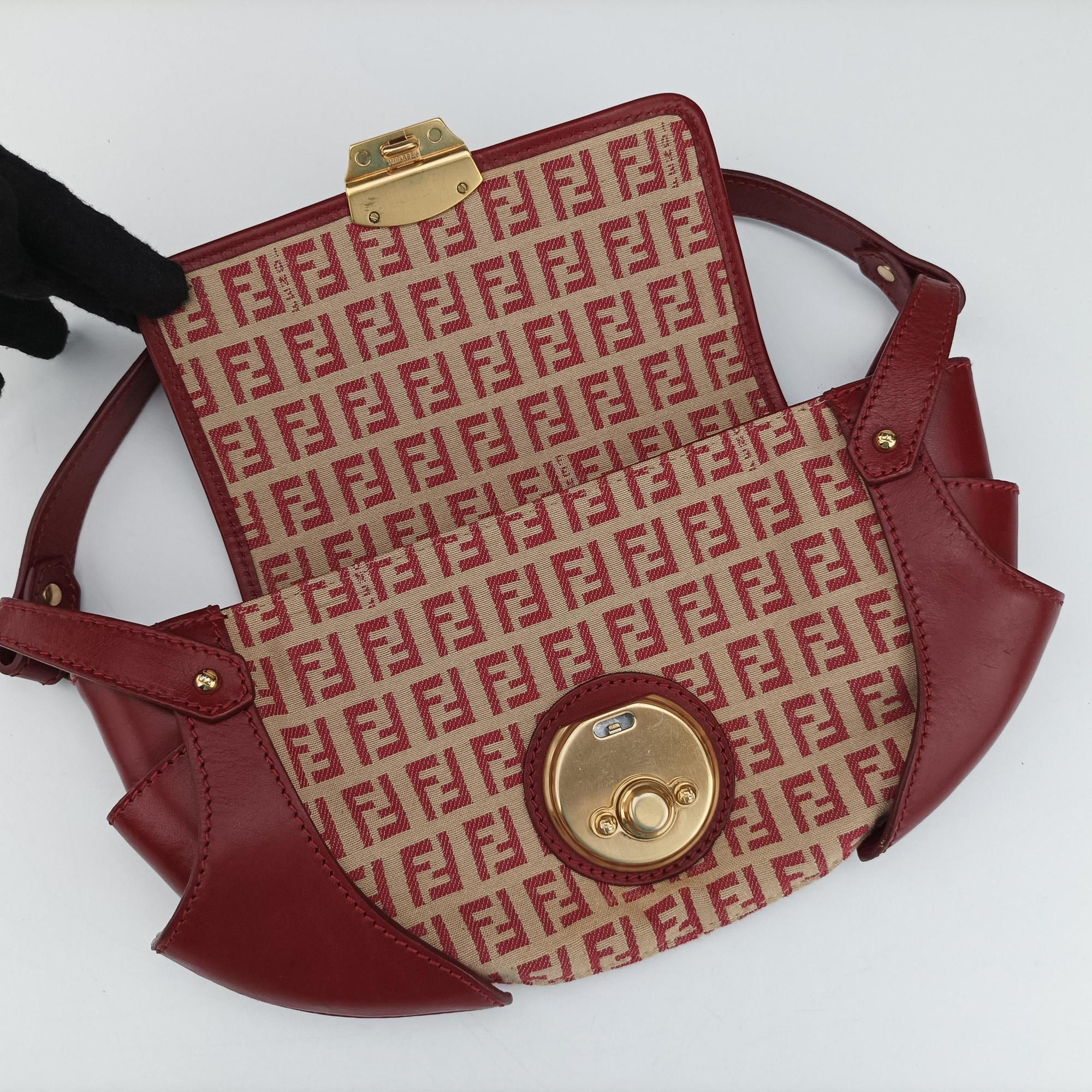 Pre-owned Fendi Zucchino Borsa Red canvas×leather 8BR429 shoulderbag | stylenewstar