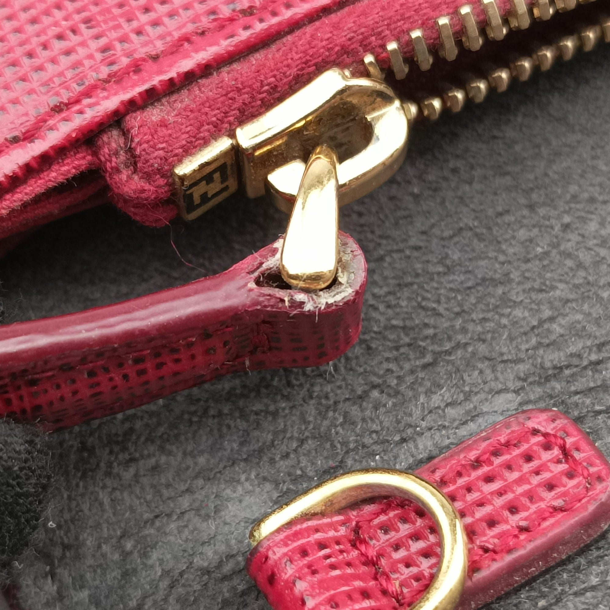Pre-owned Fendi Monster Eyes Tube Multicolour Leather 8M0346 shoulderbag | stylenewstar