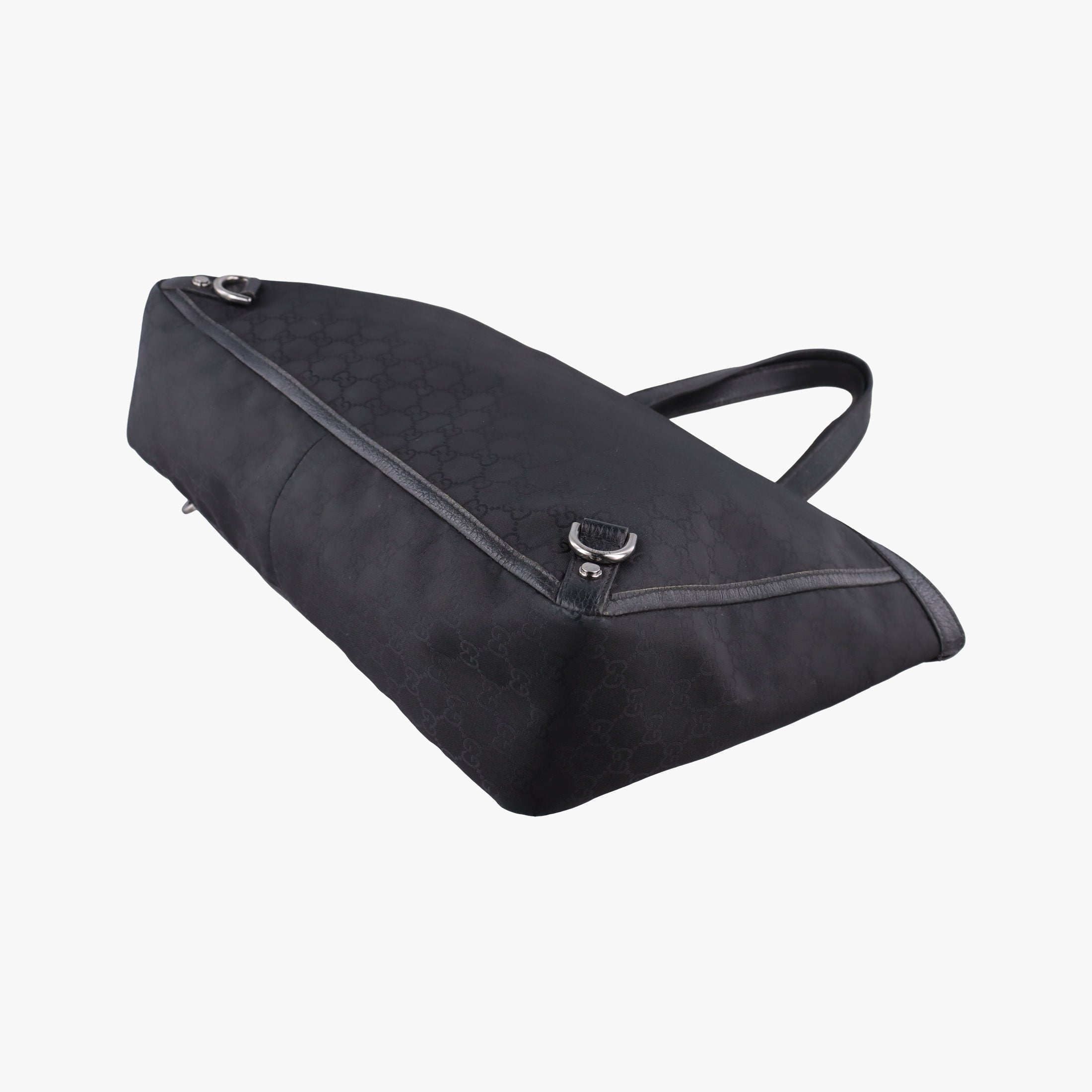 Secondhand Gucci Abbey Black Canvas × Leather 293580 handbag | stylenewstar