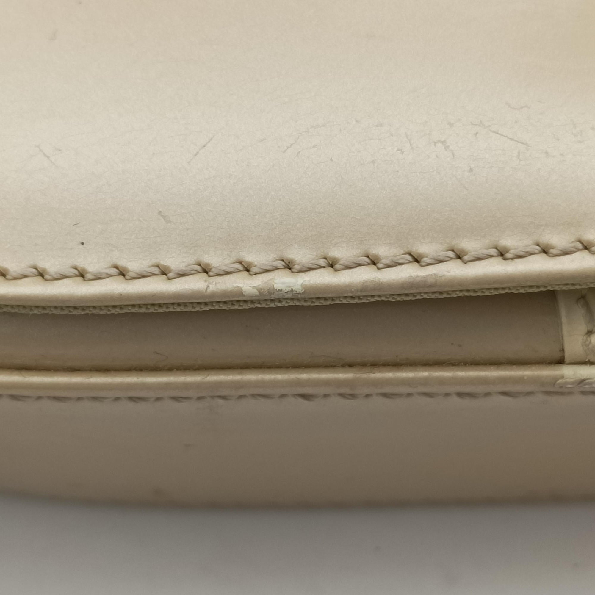 Pre-owned Christian Dior Maris Pearl White leather  shoulderbag | stylenewstar