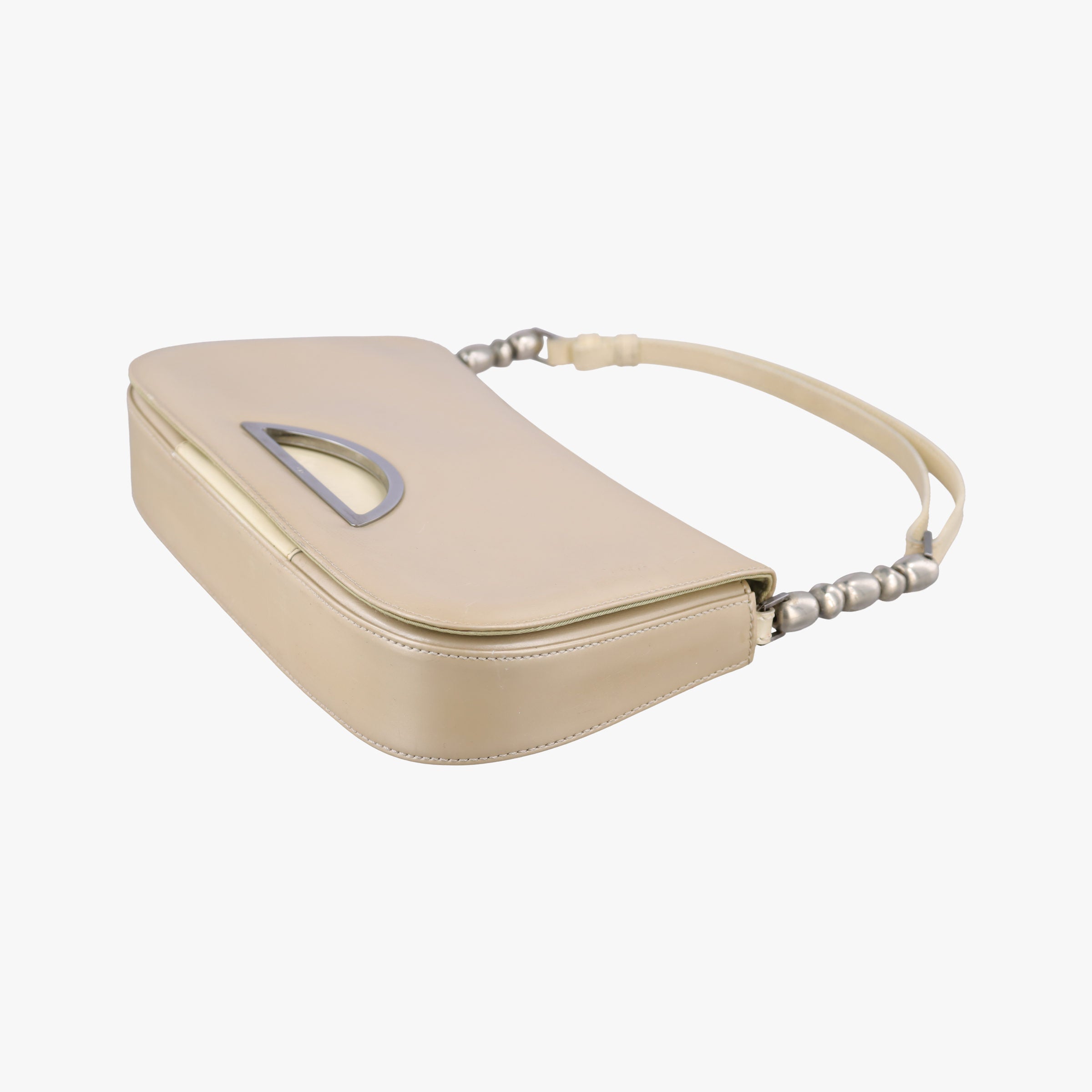 Pre-owned Christian Dior Maris Pearl White leather  shoulderbag | stylenewstar