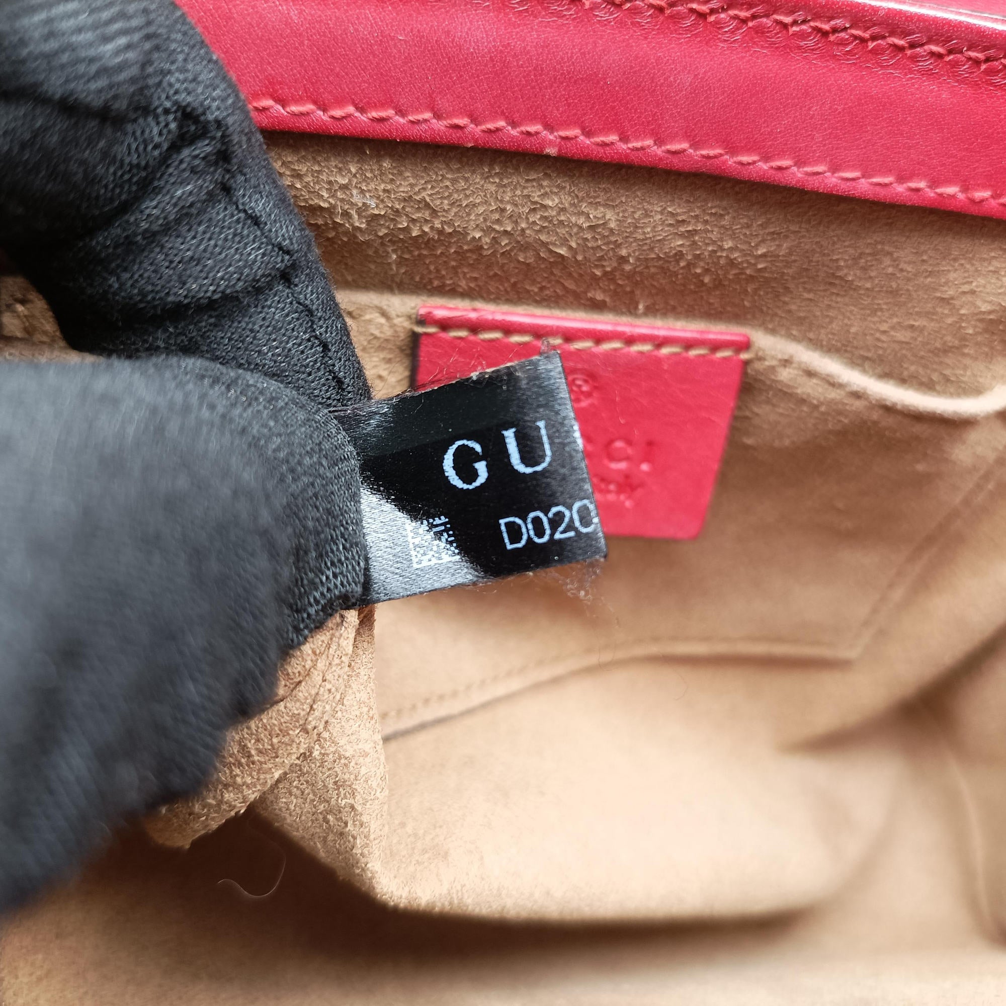 Pre-owned Gucci Padlock Beige×red×pink PVC coated canvas×Leather 409487 shoulderbag | stylenewstar