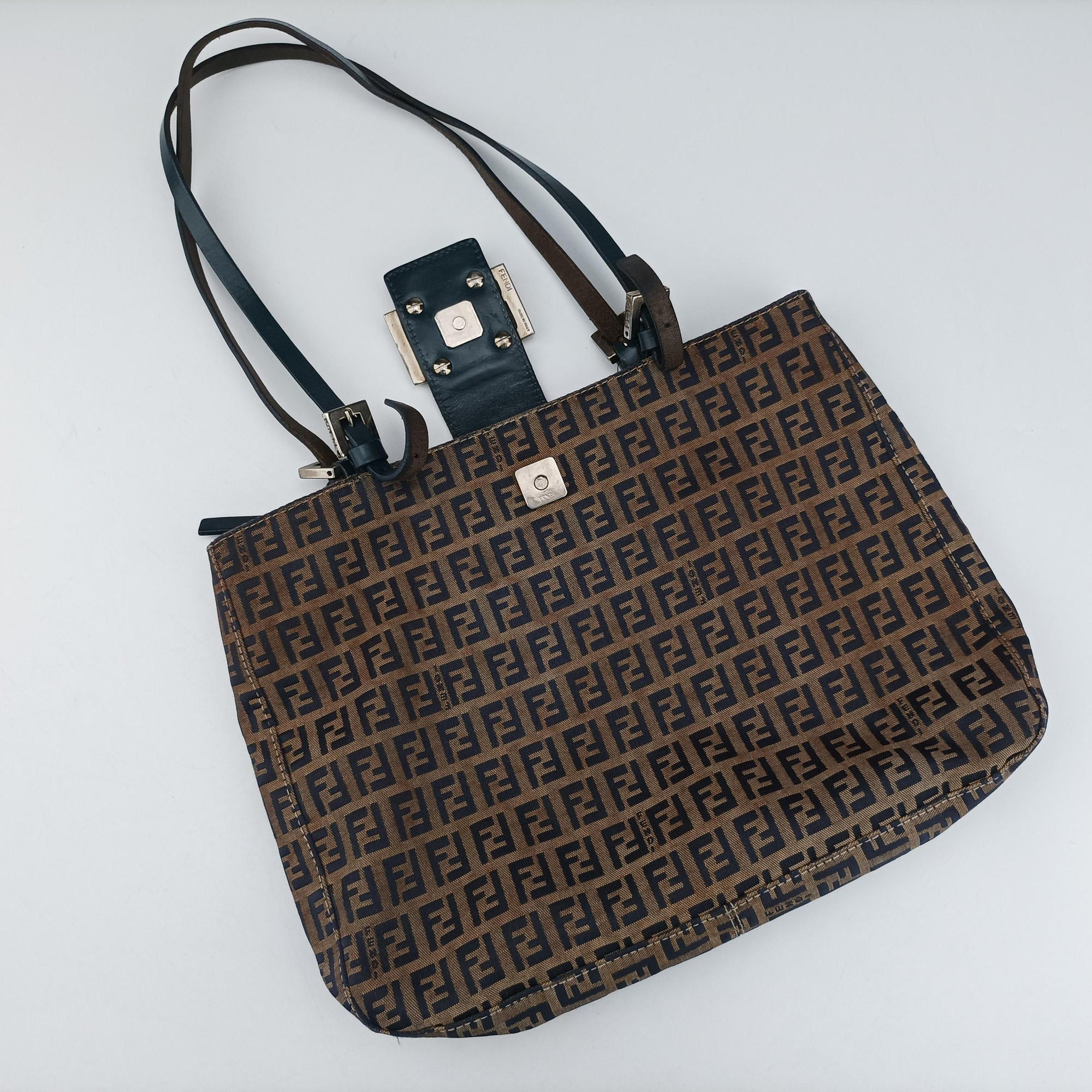 Vintage Fendi Zucchino Navy×Brown canvas×leather 8BR616 shoulderbag | stylenewstar