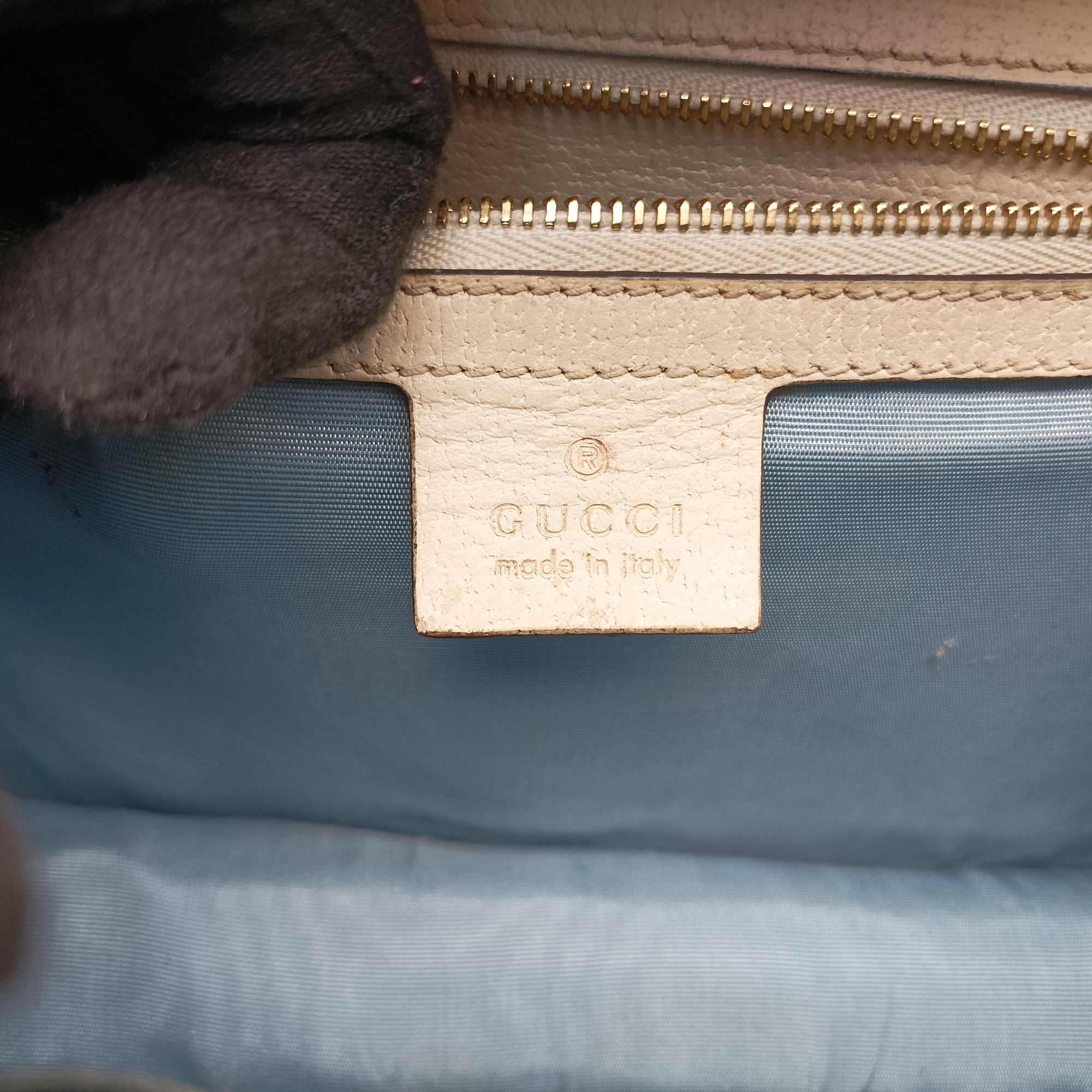 Pre-owned Gucci Sylvie Ivory×Navy×Red Leather 524405 shoulderbag | stylenewstar