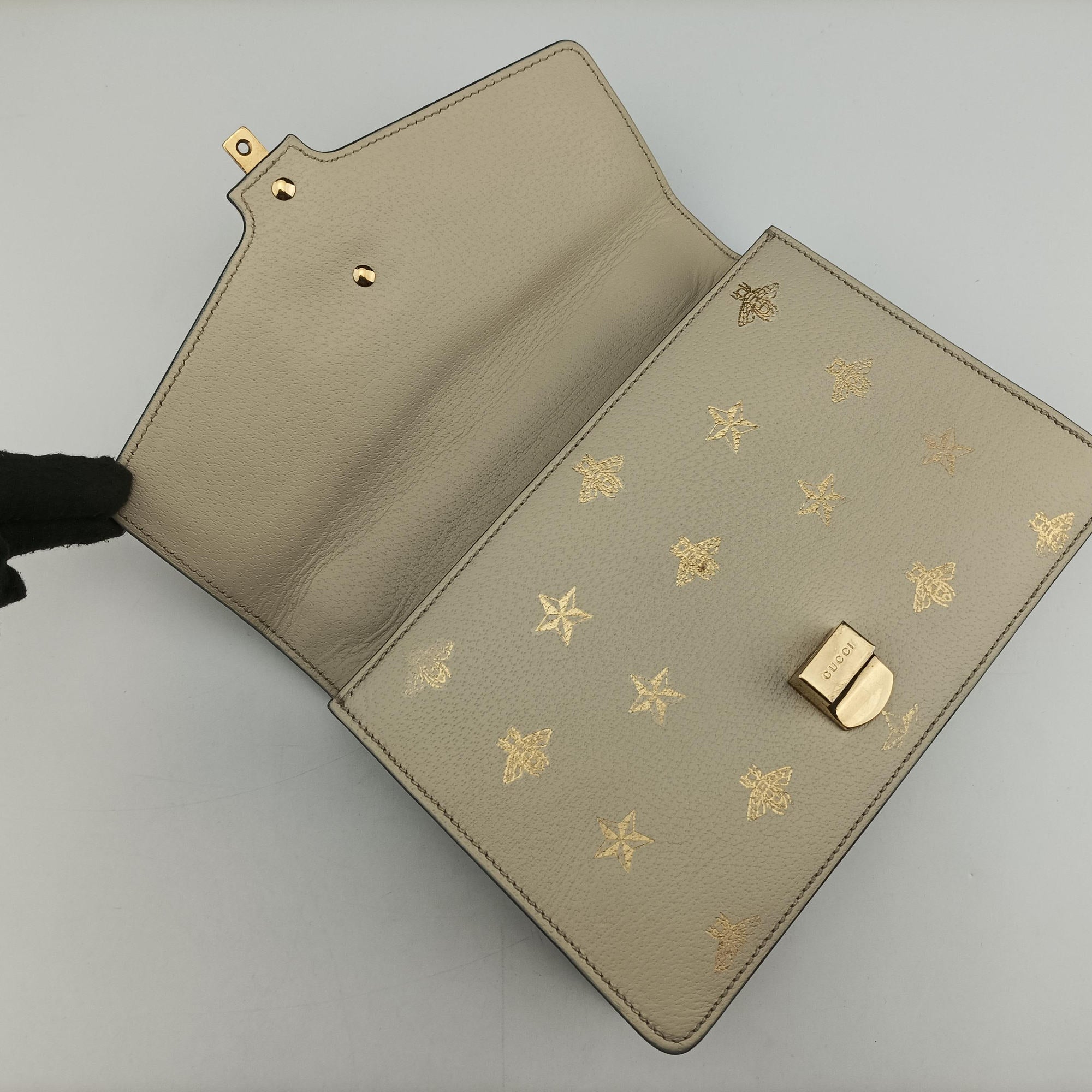 Pre-owned Gucci Sylvie Ivory×Navy×Red Leather 524405 shoulderbag | stylenewstar