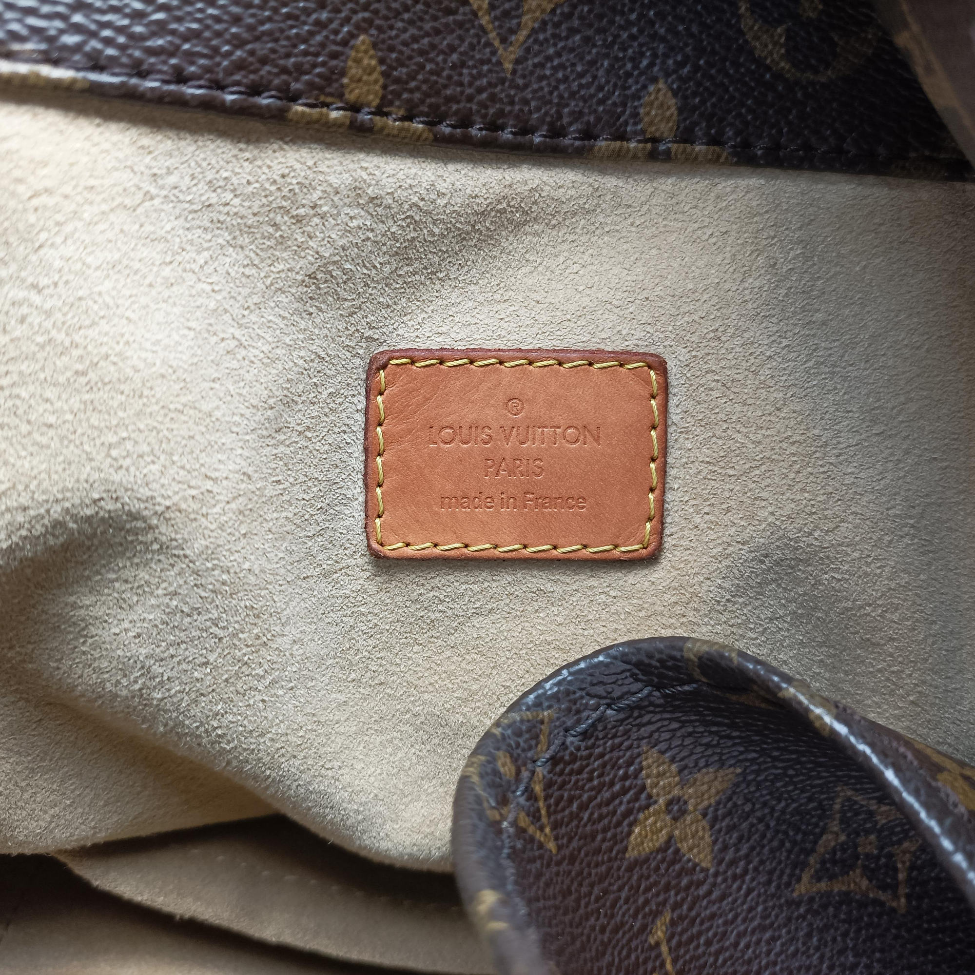 Pre-owned Louis Vuitton ARTSY MM Brown Monogram Canvas M40249 shoulderbag | stylenewstar