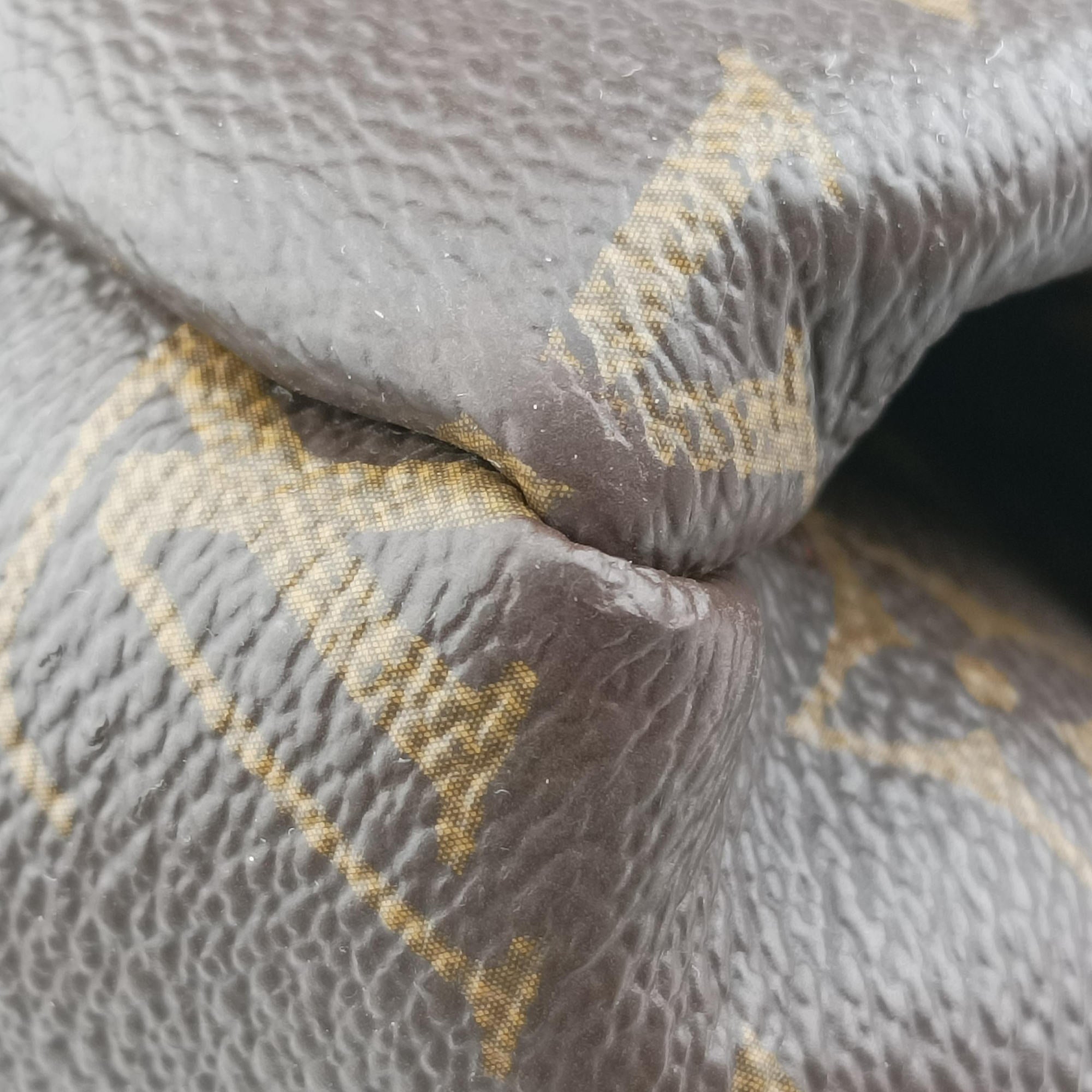 Pre-owned Louis Vuitton ARTSY MM Brown Monogram Canvas M40249 shoulderbag | stylenewstar