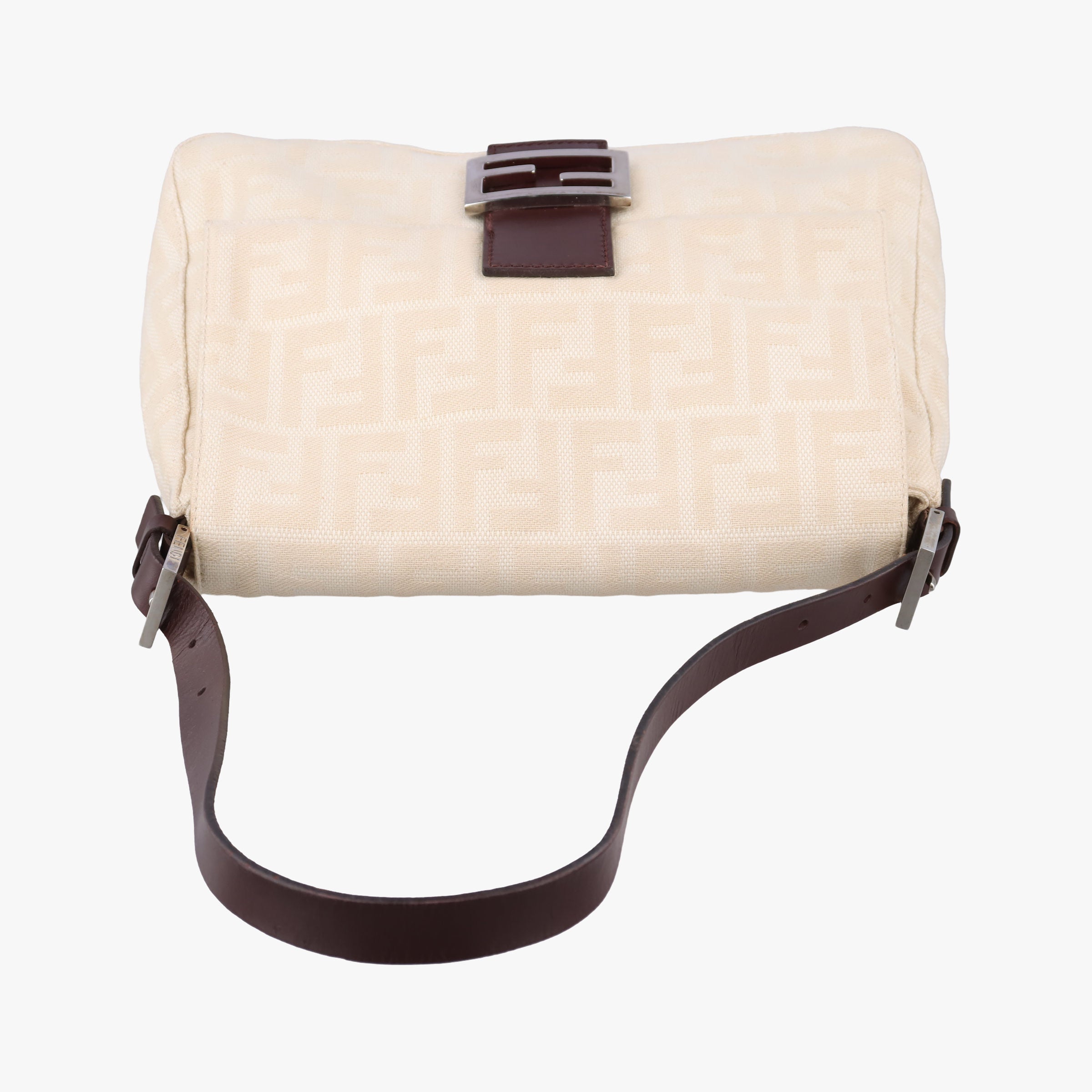 Pre-owned Fendi Mamma Bucket White canvas×leather  carrybag | stylenewstar