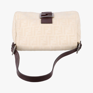 Pre-owned Fendi Mamma Bucket White canvas×leather  carrybag | stylenewstar