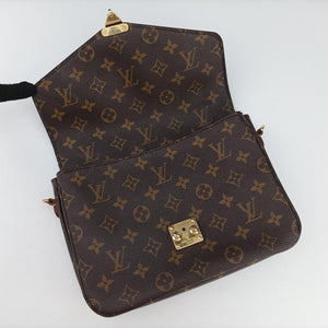 Pre-owned Louis Vuitton Pochette Metis MM Brown Monogram Canvas M44875 shoulderbag | stylenewstar