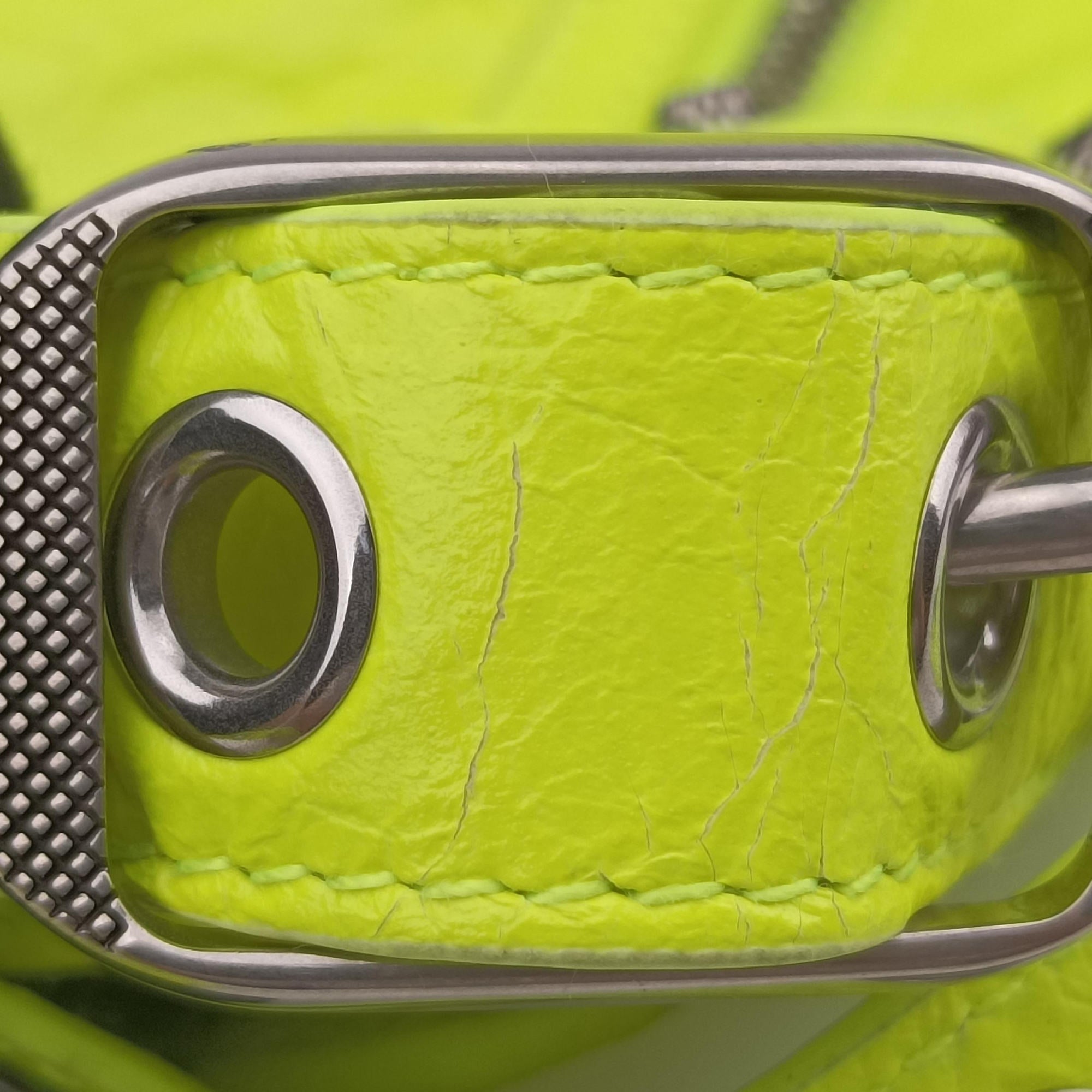 Pre-owned Balenciaga Le Cagole Neon Yellow  lambskin  shoulderbag | stylenewstar