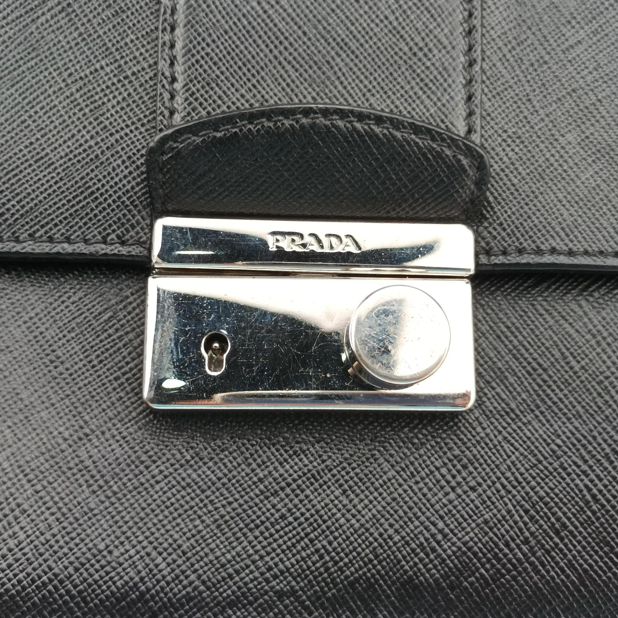 Pre-owned Prada Sound Lock Black SAFFIANO Leather 1BD034 shoulderbag | stylenewstar