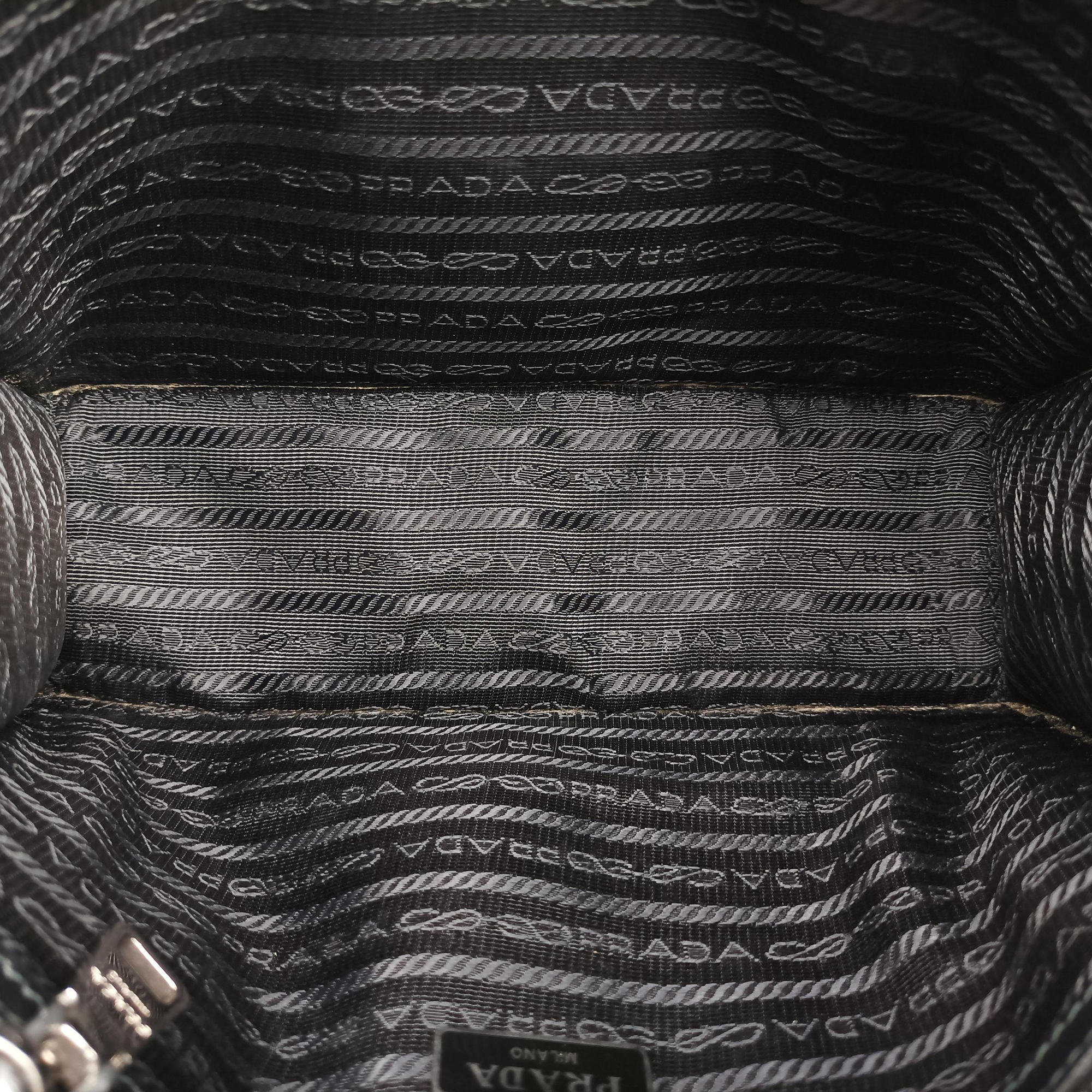 Pre-owned Prada Sound Lock Black SAFFIANO Leather 1BD034 shoulderbag | stylenewstar