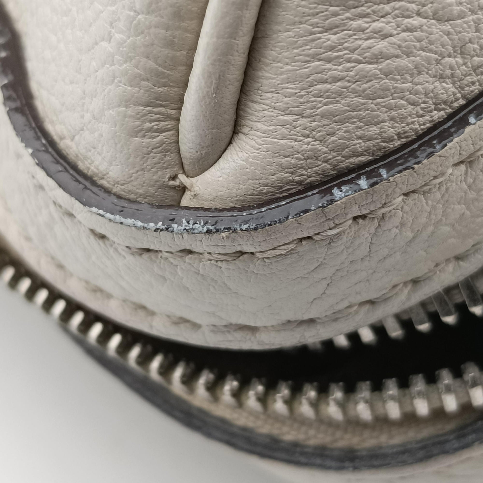 Secondhand Louis Vuitton sofia coppola SC BB BLANC CASSE calf Leather M48834 shoulderbag | stylenewstar
