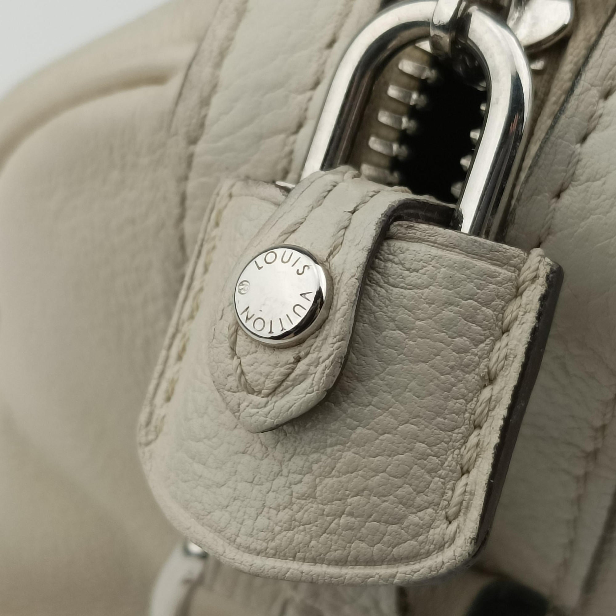 Secondhand Louis Vuitton sofia coppola SC BB BLANC CASSE calf Leather M48834 shoulderbag | stylenewstar
